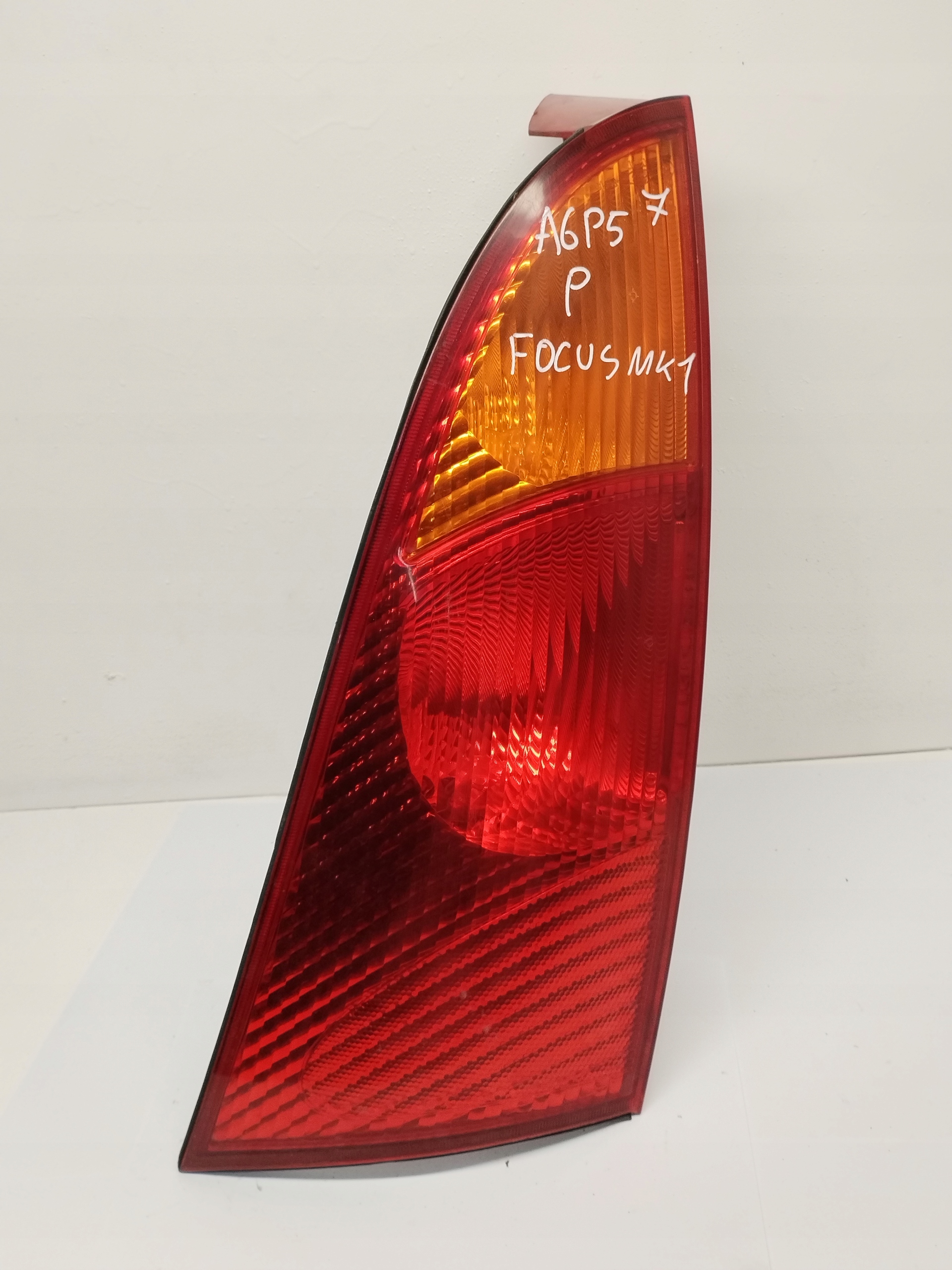 light rear right Ford Focus Mk1 1M5113404
