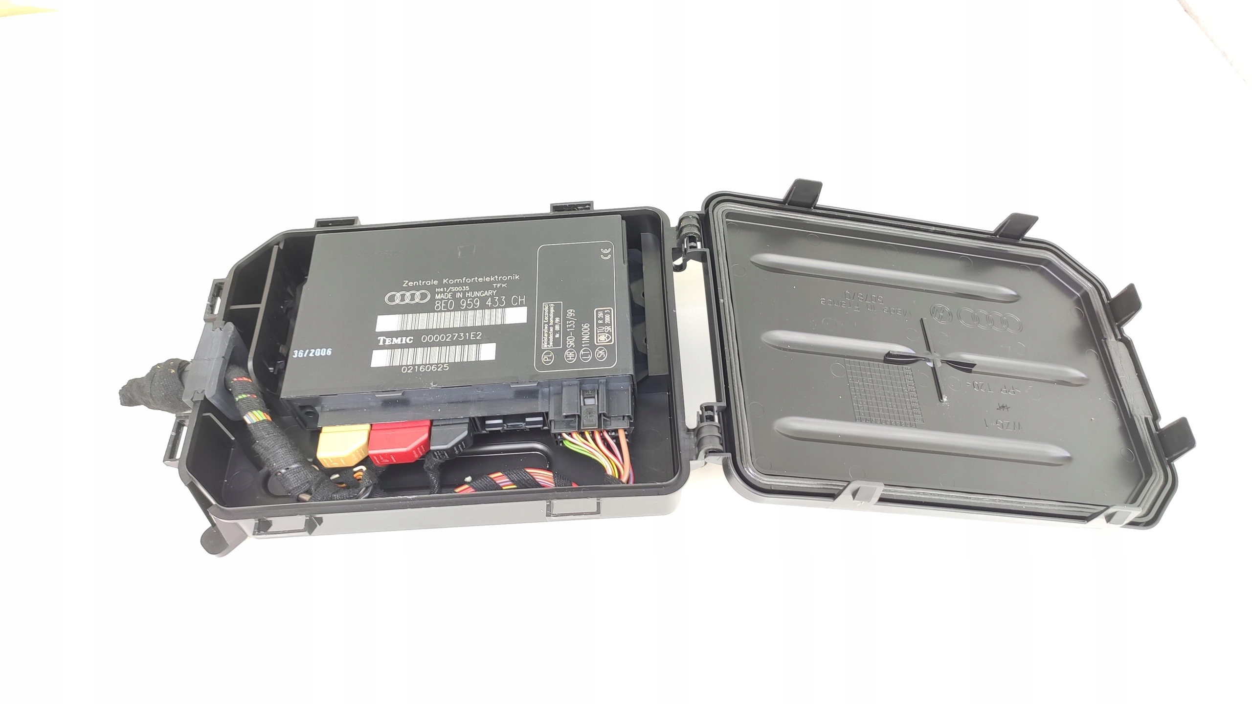 AUDI A4 B7 MODUŁ KOMFORTU 8E0959433CH