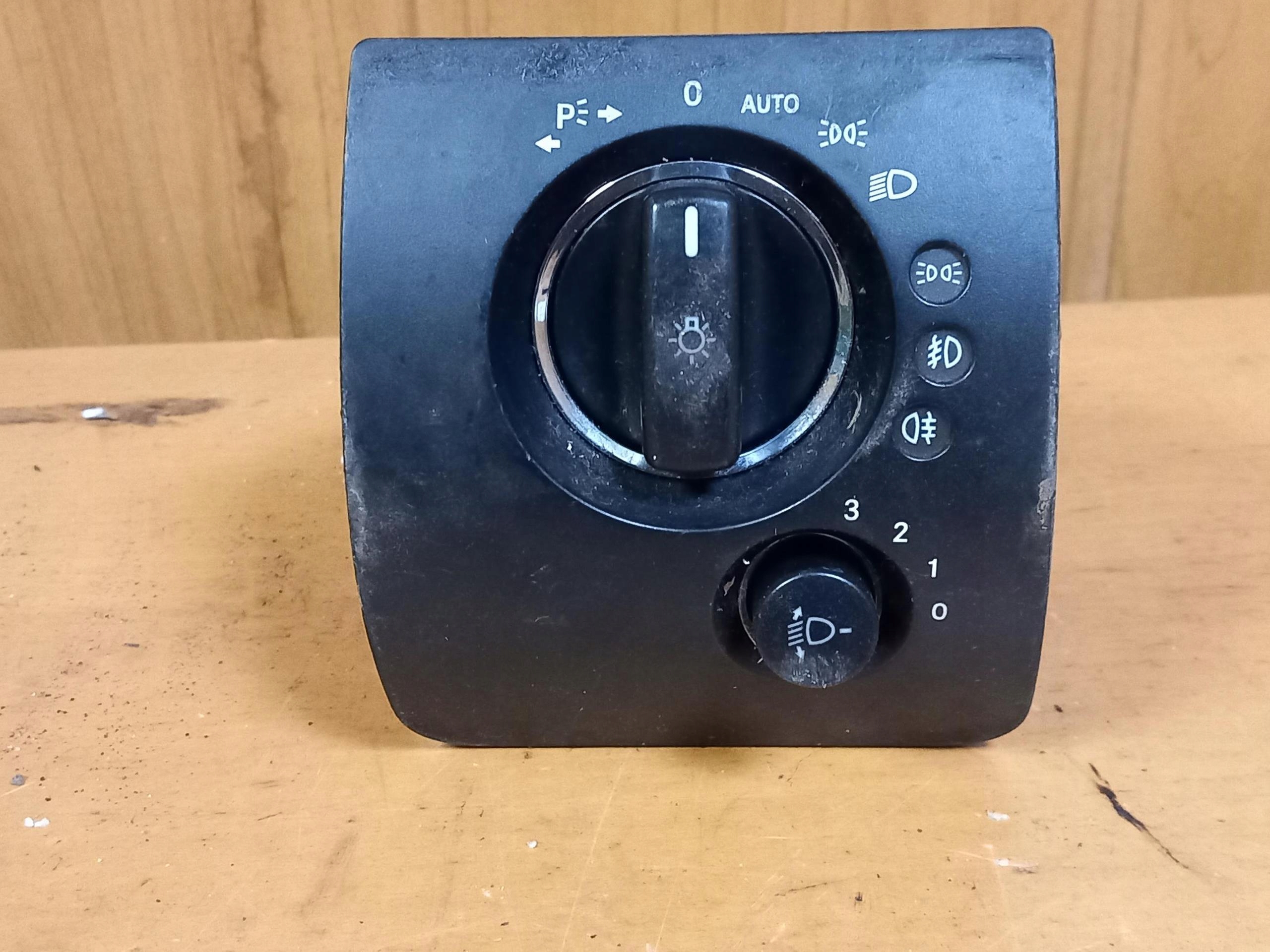 interruttore luci MERCEDES ML W164 A1645450604 05-11