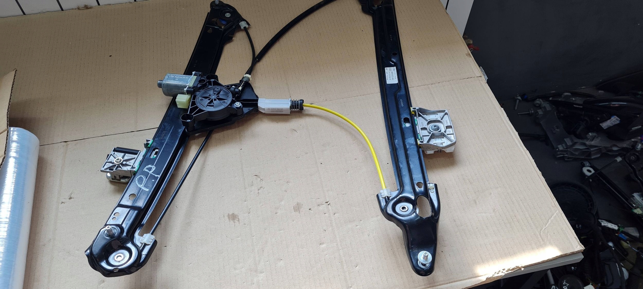 SQ8 4M RSQ8 Q8 mechanism window regulator right front 24R 4M8837462