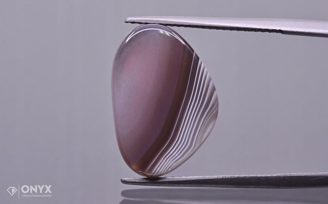 Achát Botswana konvexní nepravidelná dlažba 18,8x13 mm