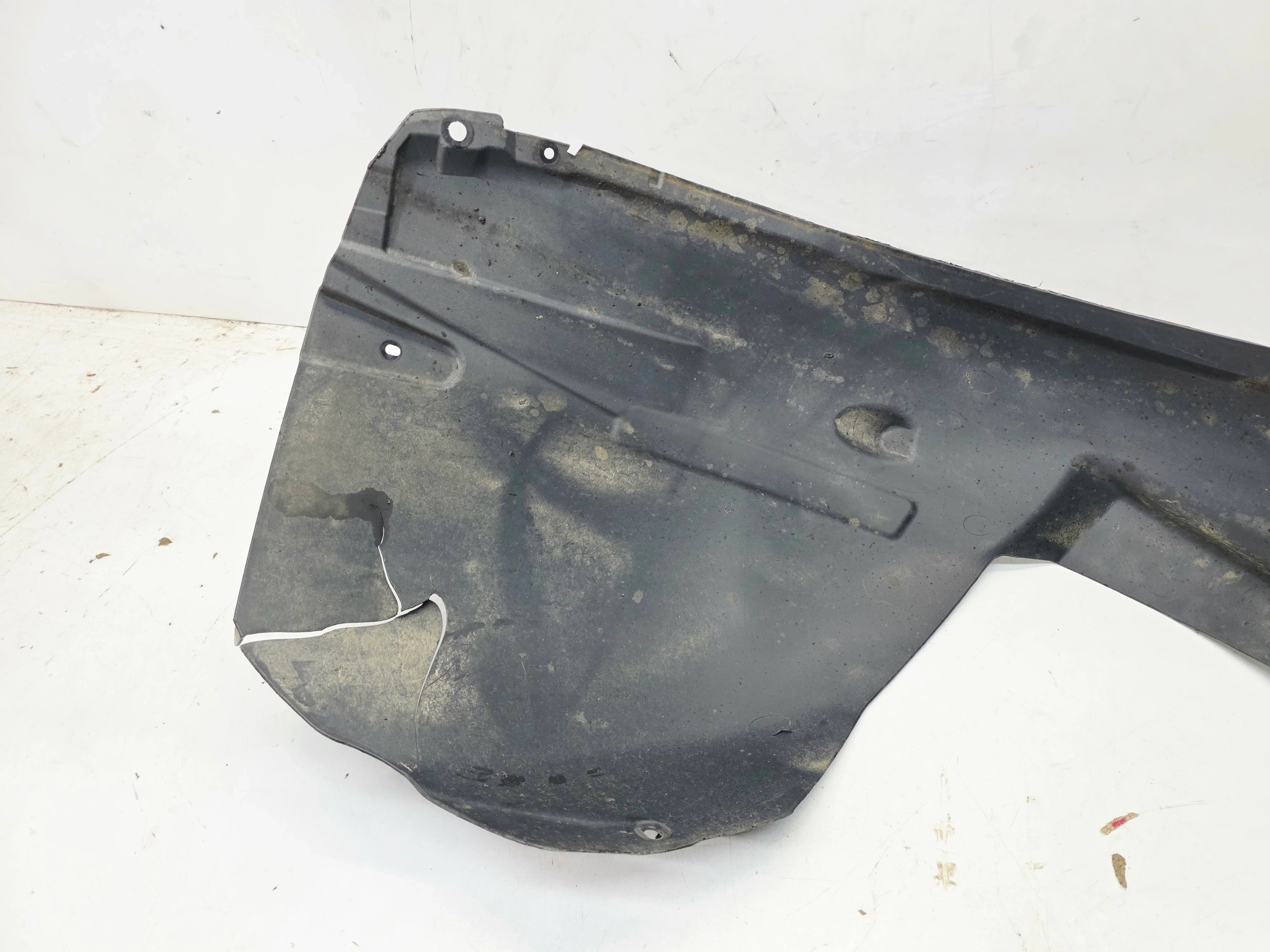 mudguard right front AUDI A3 8P 8P0821172G 21/26