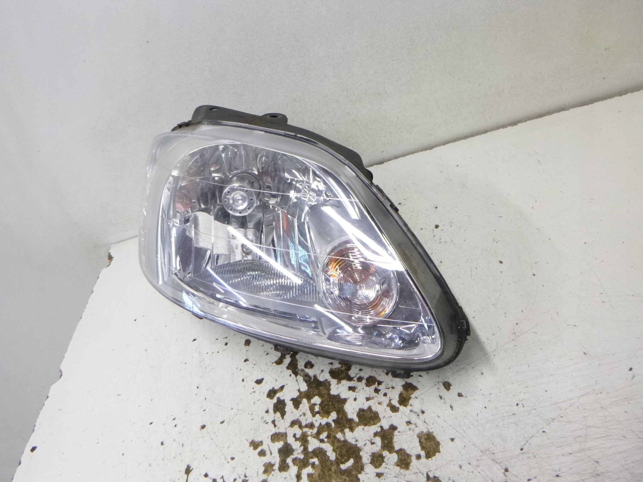 Reflektor light front right VW Fox 2005-2011 5Z1941006A ARTEB