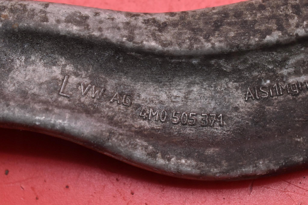 Querlenker links heck 4M0505371 AUDI E-TRON 55 408 KM 18-21
