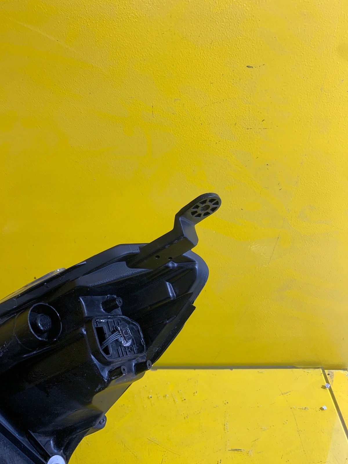 light front right TOYOTA COROLLA CROSS 23- FULL LED