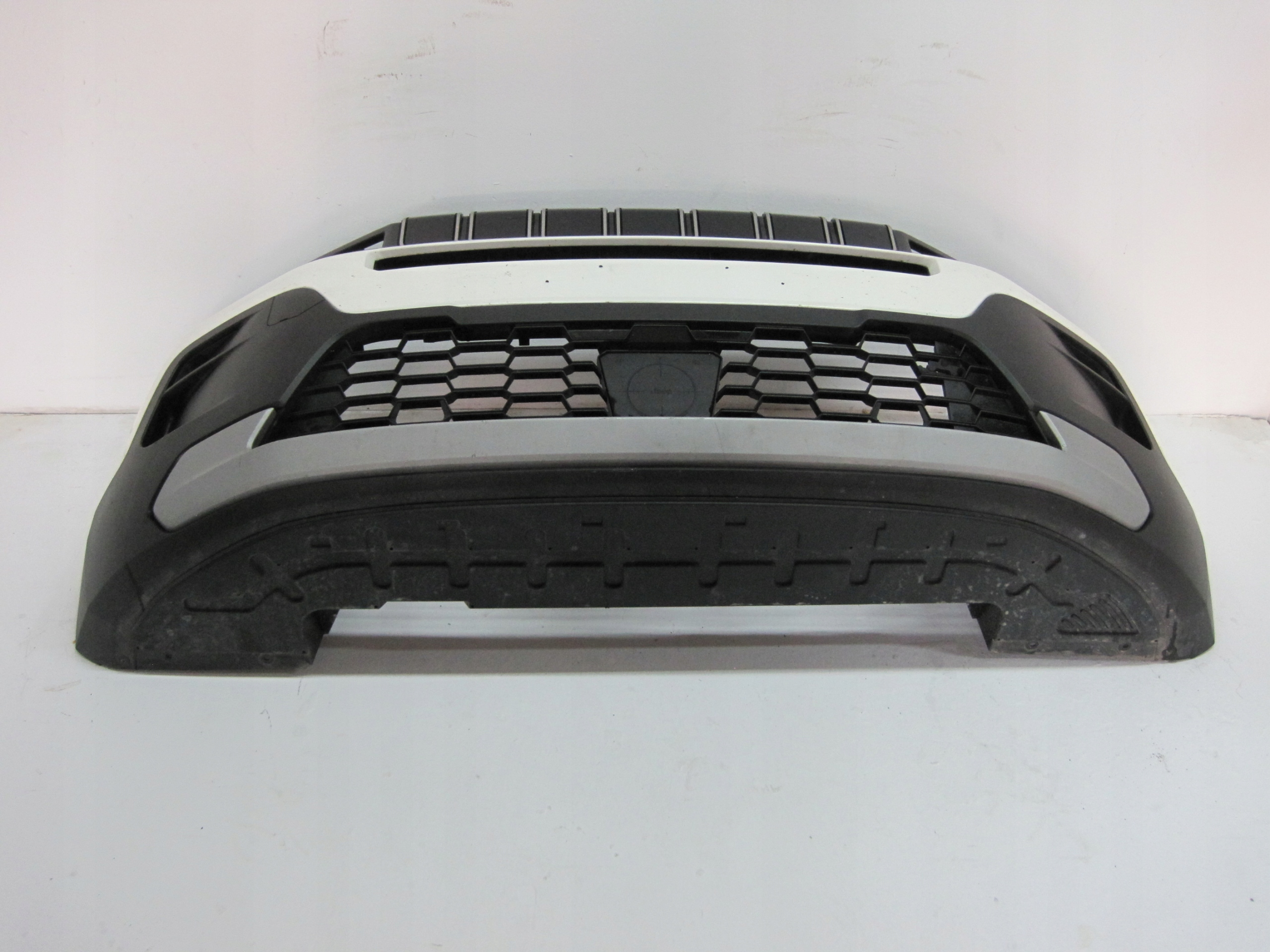 front bumper JEEP AVENGER 23R front