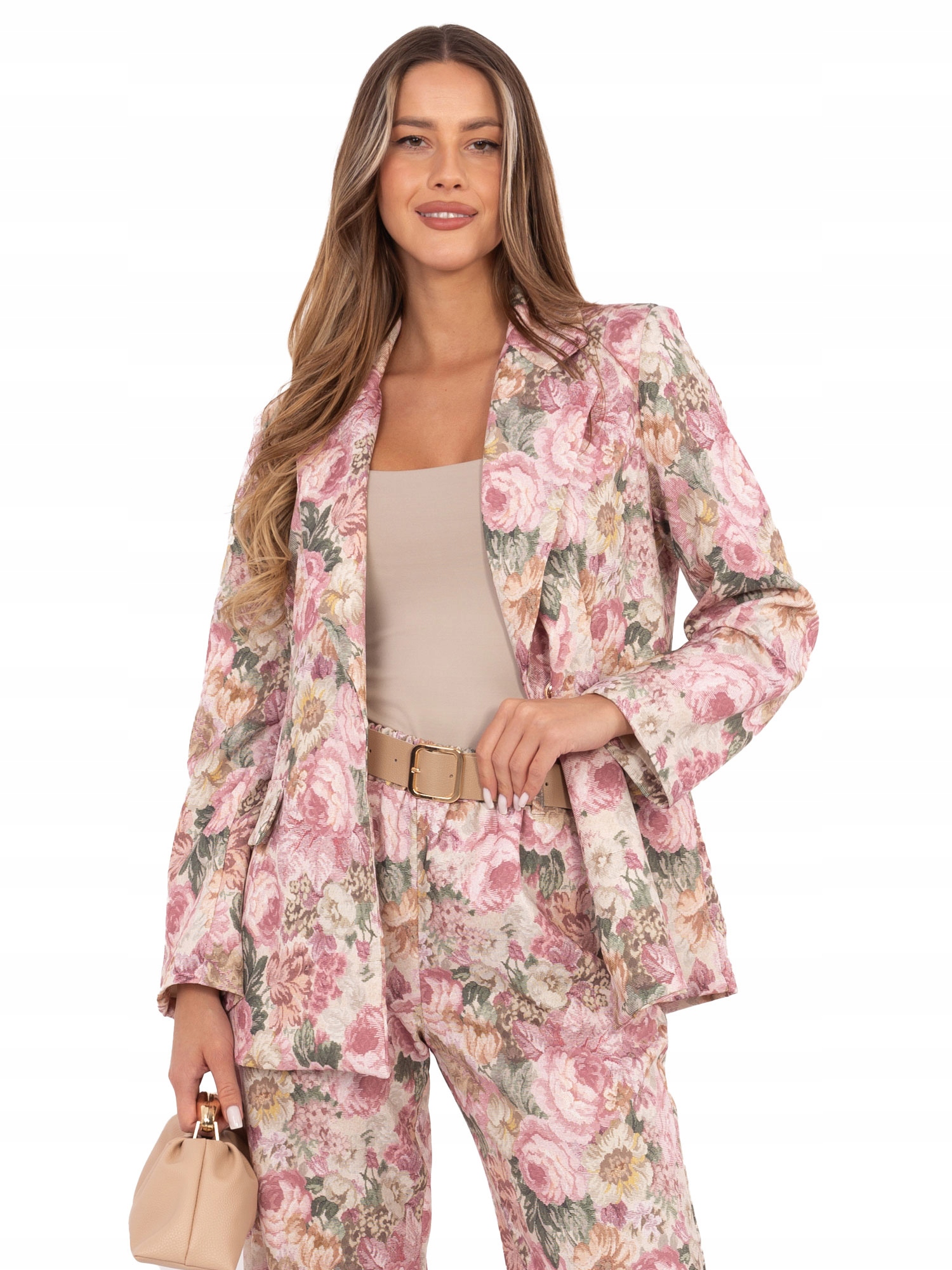 Marynarka Damska Jednorzędowa z Zapięciem na Guzik