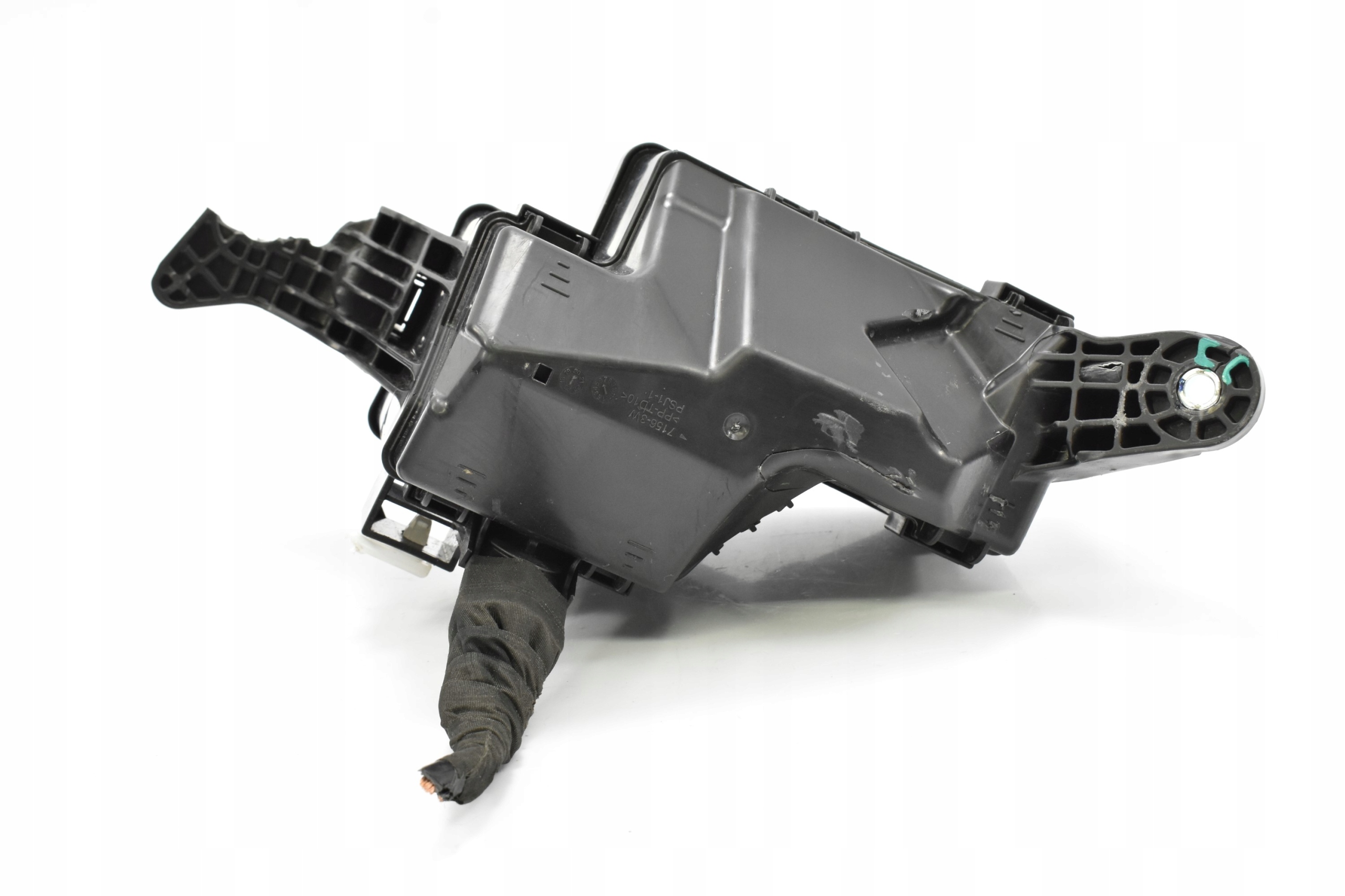 SKRZYNKA BEZPIECZNIKÓW OBUDOWA 82662-0D740 1.5H TOYOTA YARIS IV P21 20- Stan opakowania zastępcze