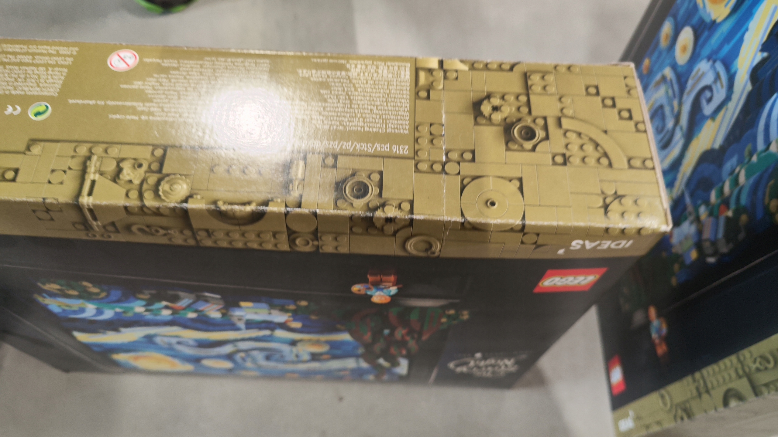 Lego ideas Hvězdná noc Vincenta van Gogha 21333 ((( promáčklá krabice )))