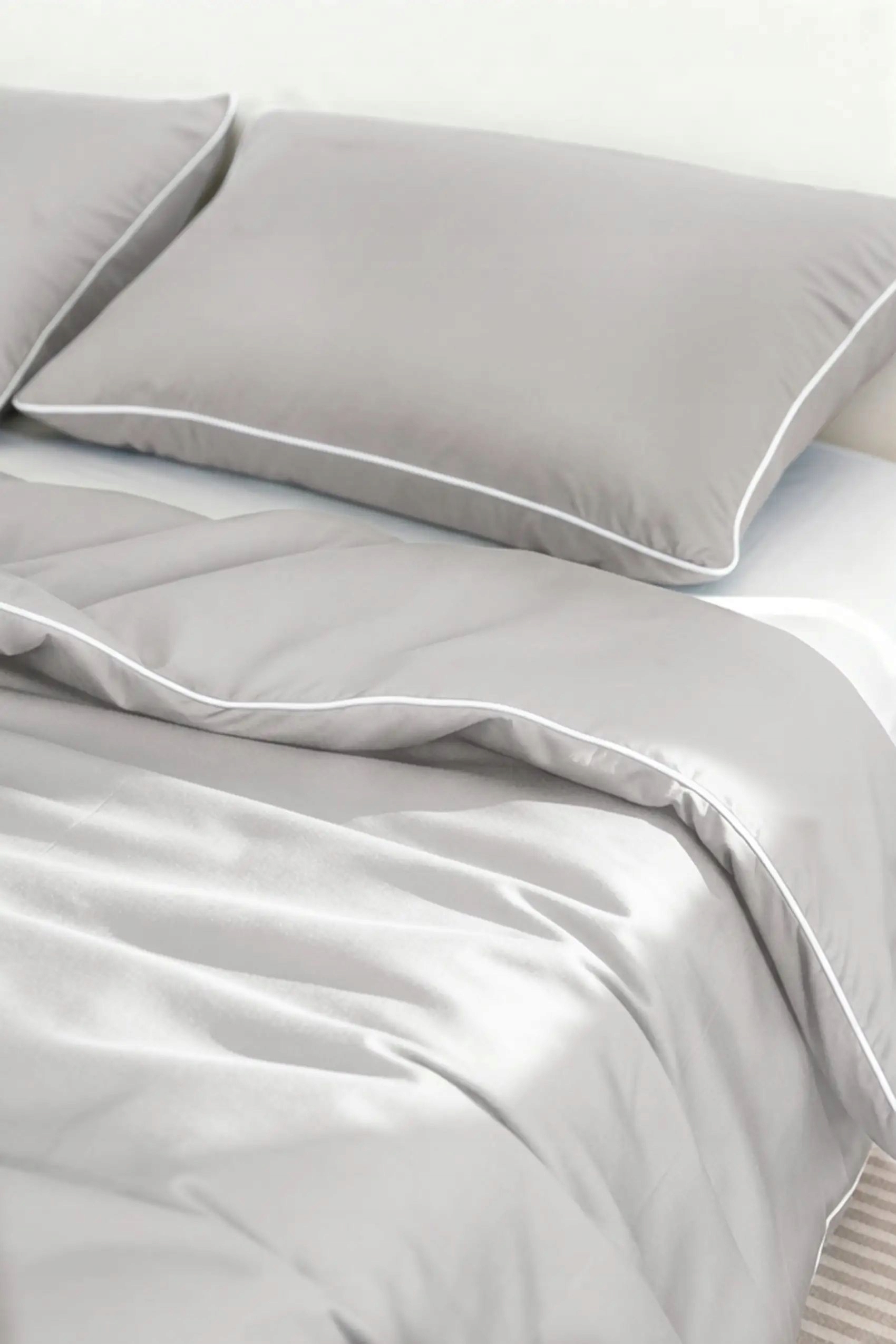 Posteľná Bielizeň bambusová 160x200 sivá s bielou bizou