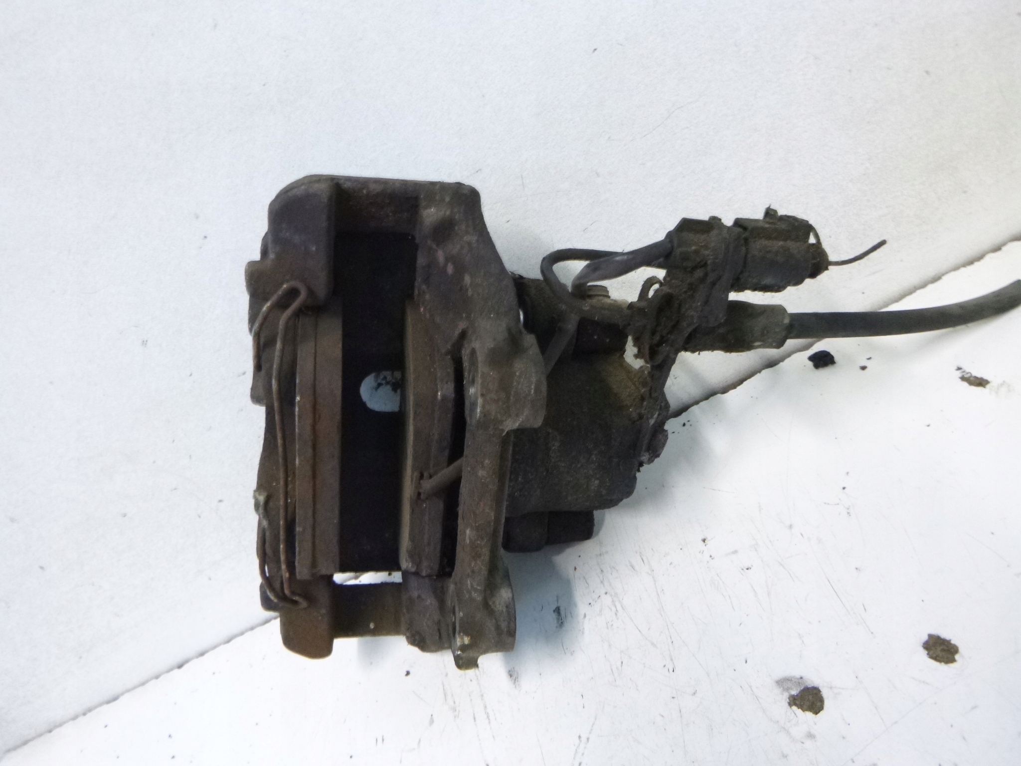 caliper brake front Audi A4 B5 2.5Tdi 99r.