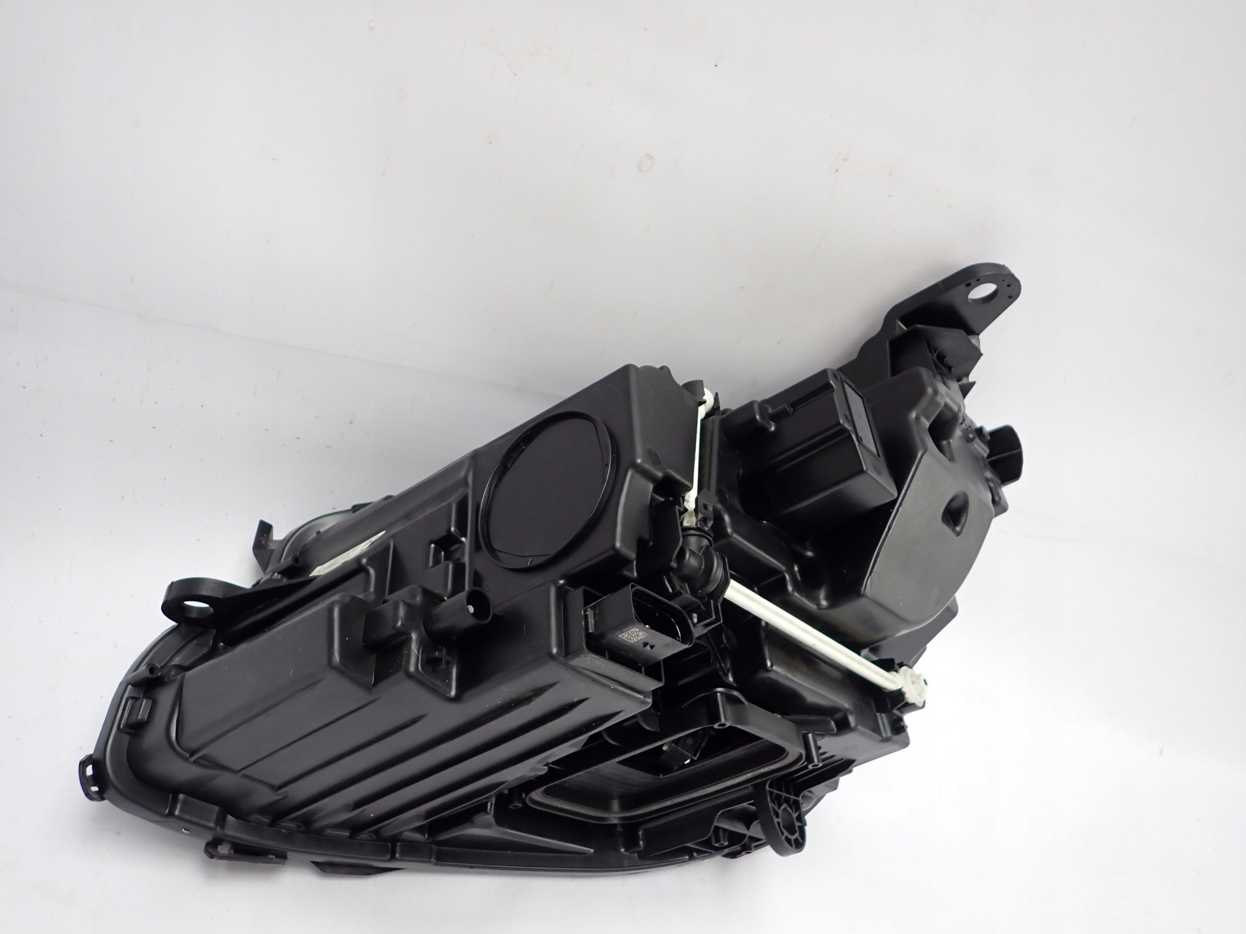 MERCEDES E KLASA W213 FULL LED right front front light A2139068808