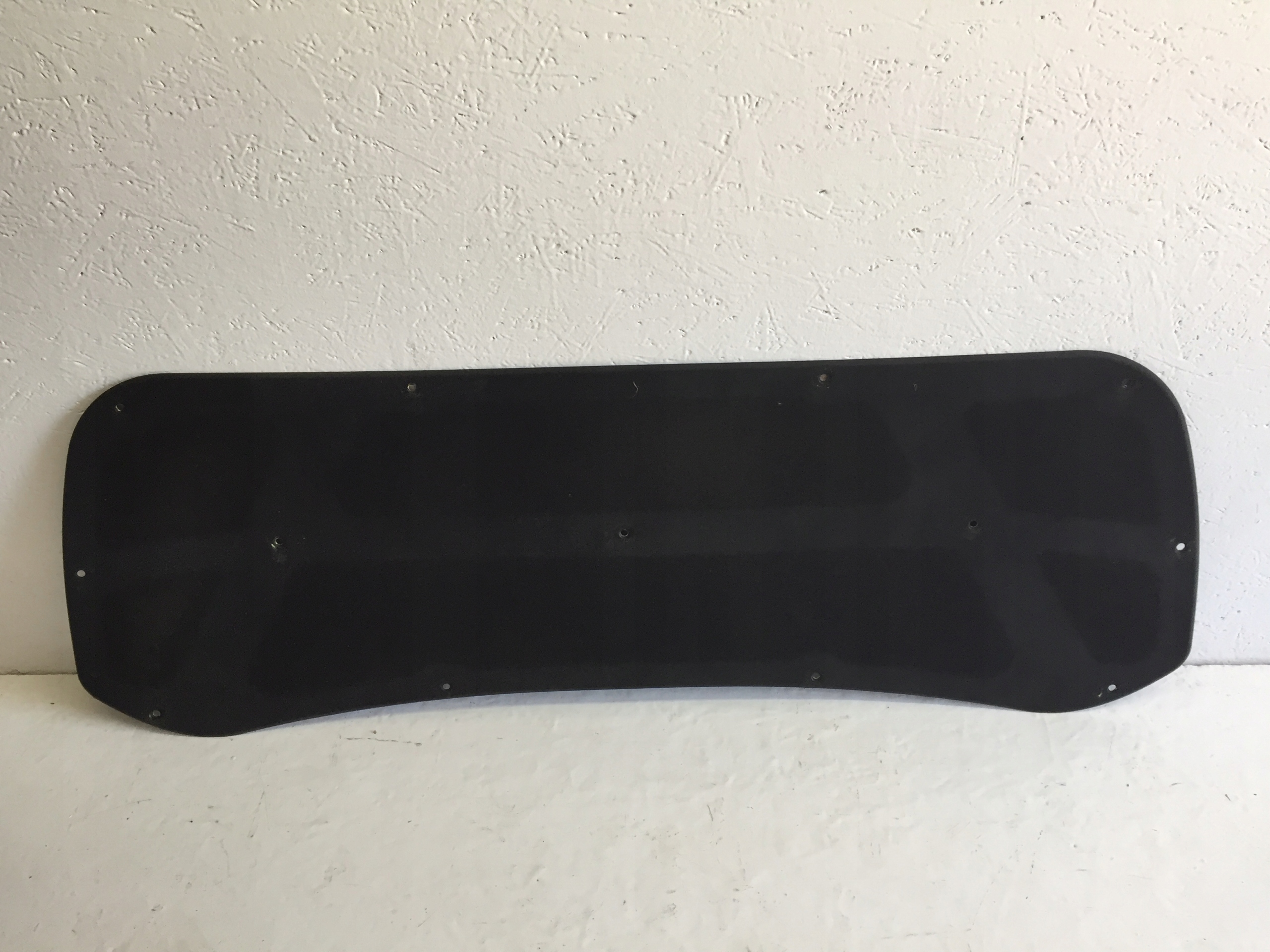 WYGŁUSZKA PODBITKA MASKI KIA SORENTO III