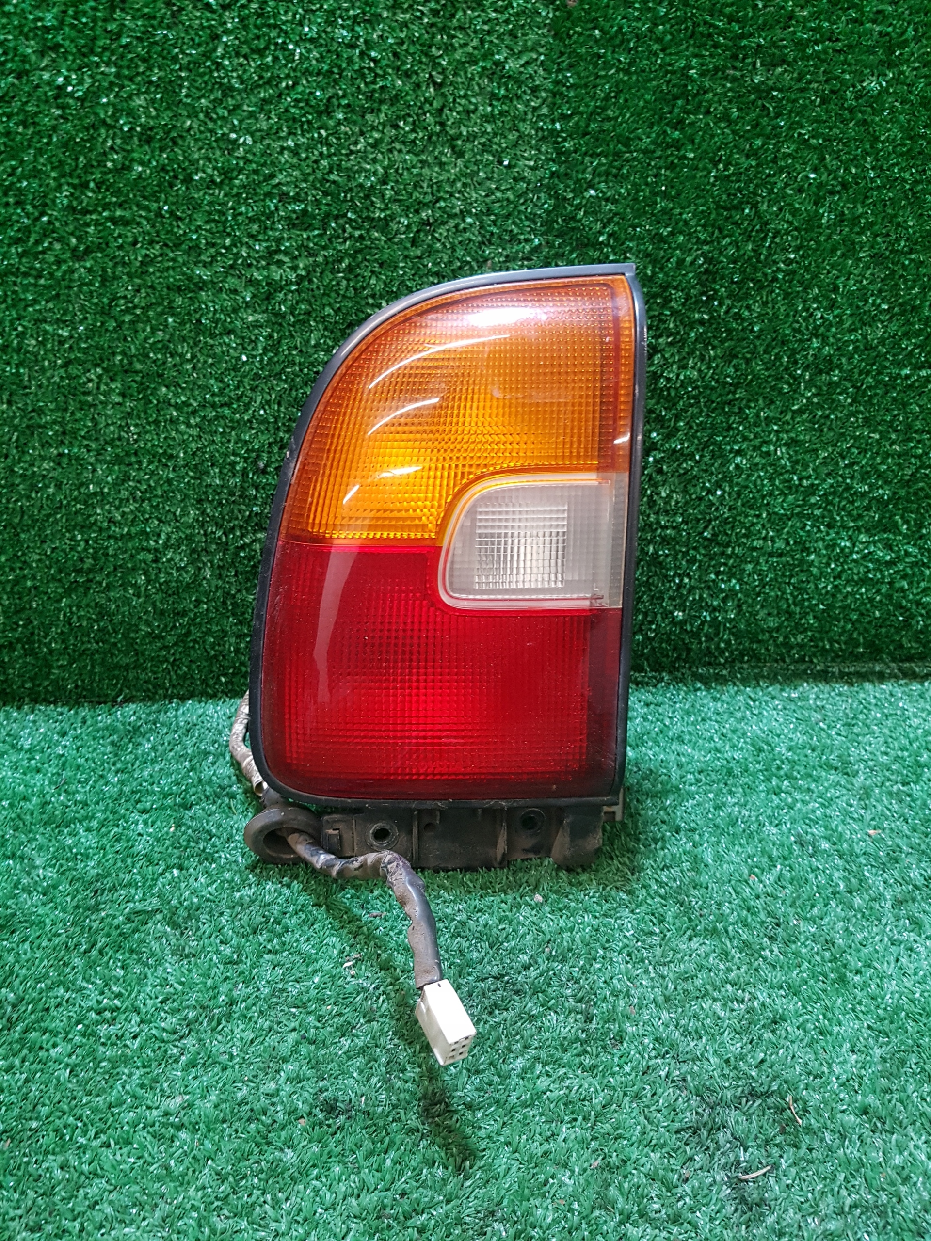 light left rear TOYOTA RAV 4