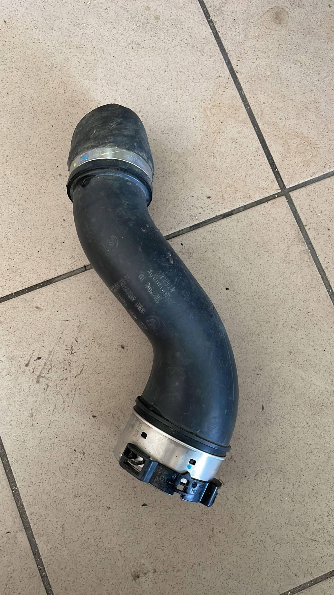 cijev crijevo prijenos interkulera BMW 11618511756