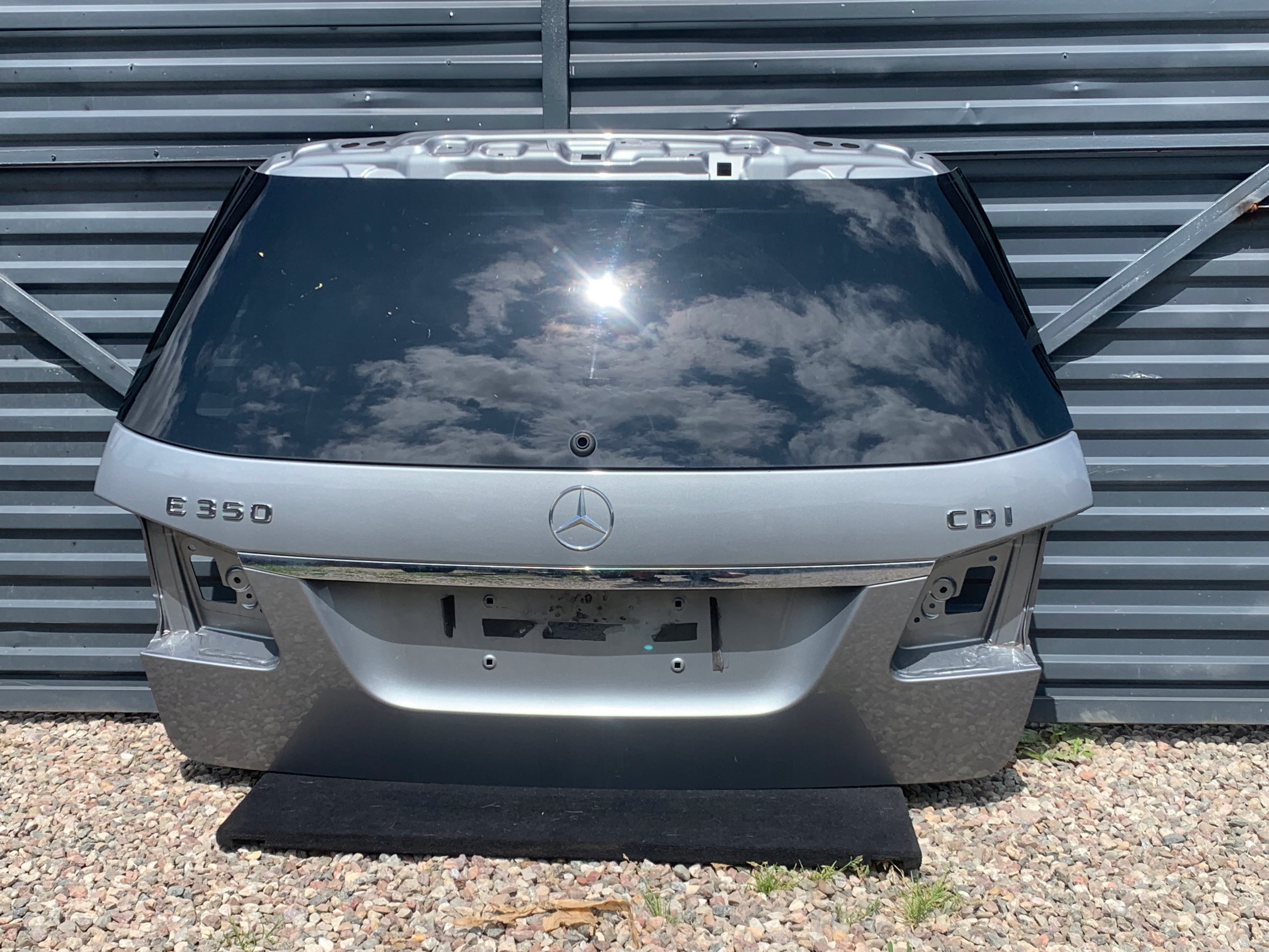 IDEALNA KLAPA POKRYWA BAGAŻNIKA MERCEDES E W212 KOMBI LAKIER 792 C792