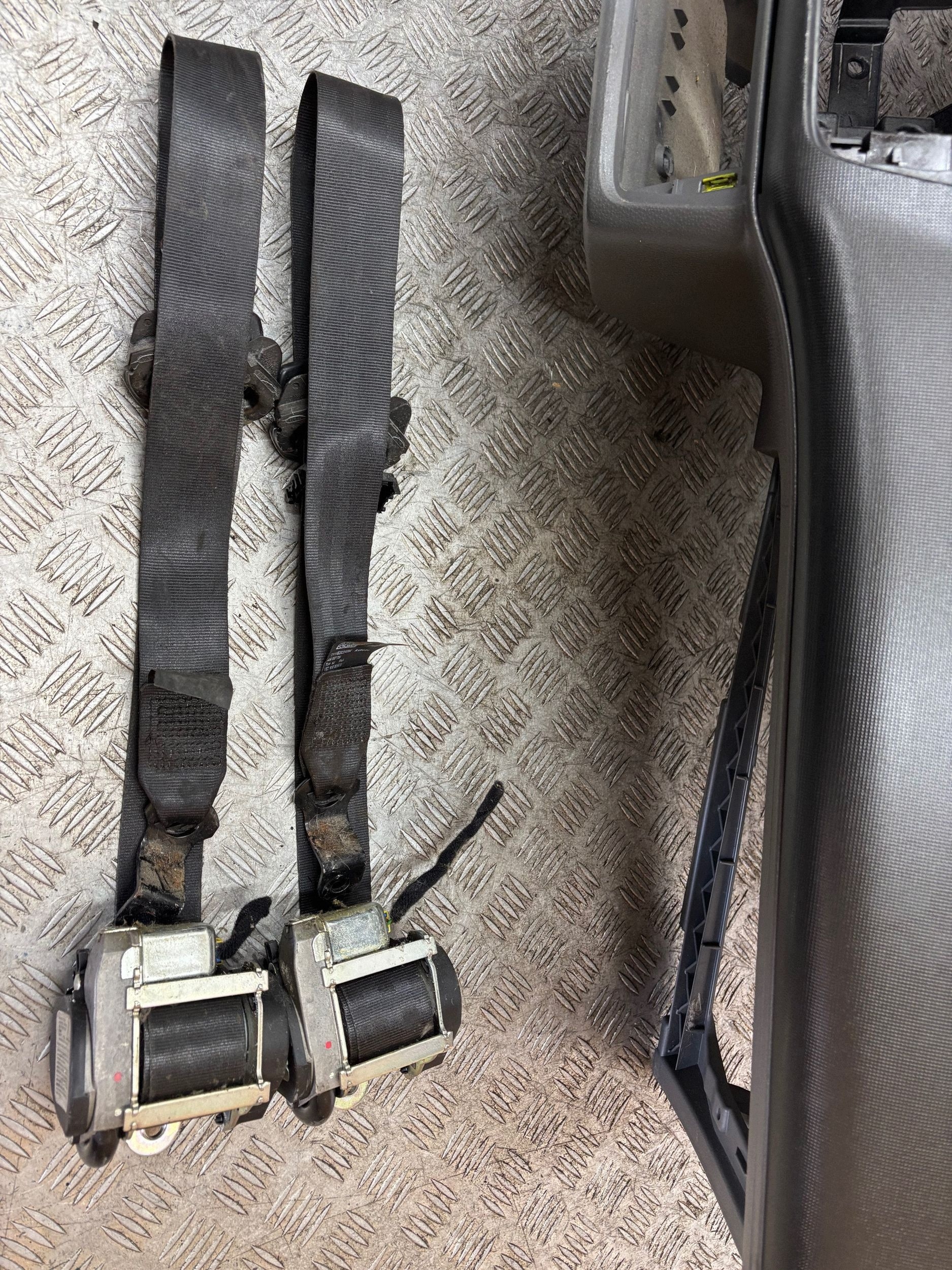 dashboard console airbag adjusters SEAT IBIZA 6J YRY 09