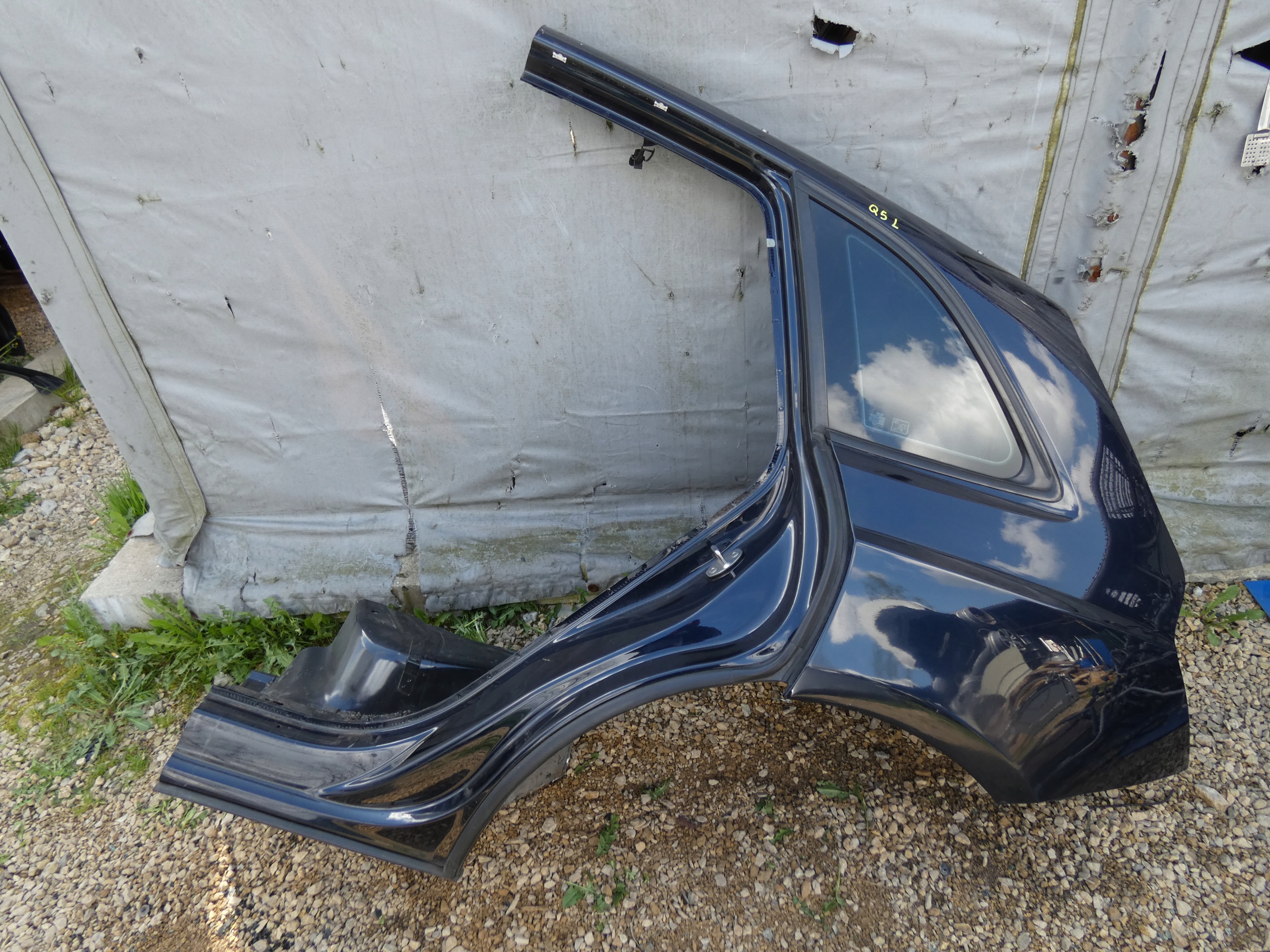 AUDI Q5r ЧЕТВЕРТЬ КРЫЛО ЛЕВЫЙ ЗАД.