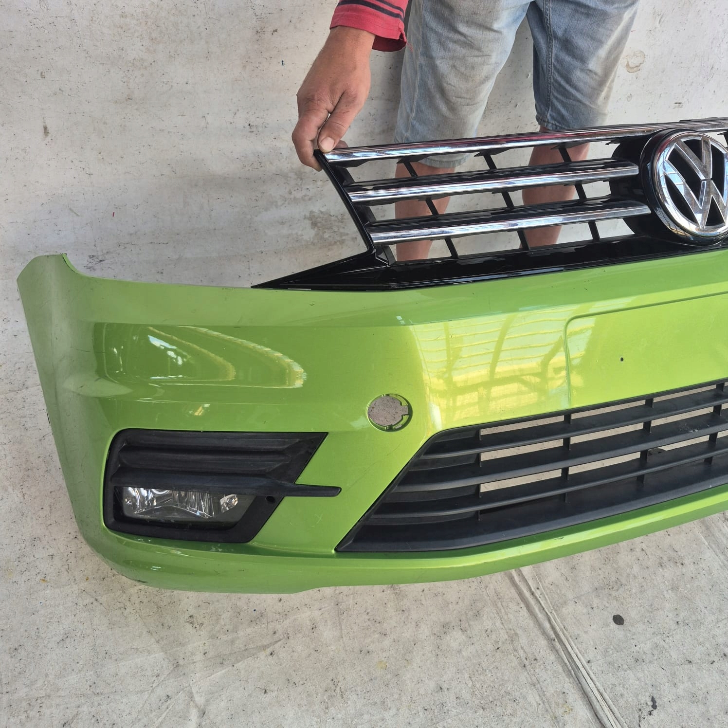 VW CADDY III 2K5 LIFT 15- bumper front front
