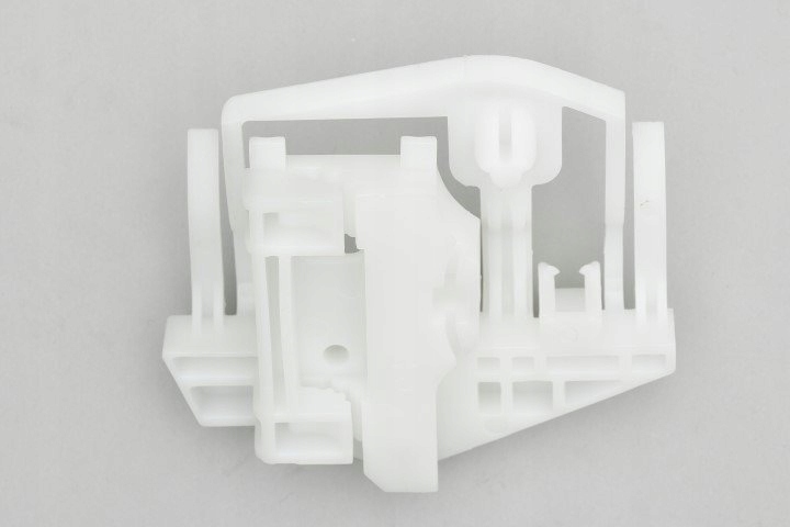 ŚLIZG PODNOŚNIKA SZYB BMW X3 E83 LEWY TYŁ Numer katalogowy części 58186