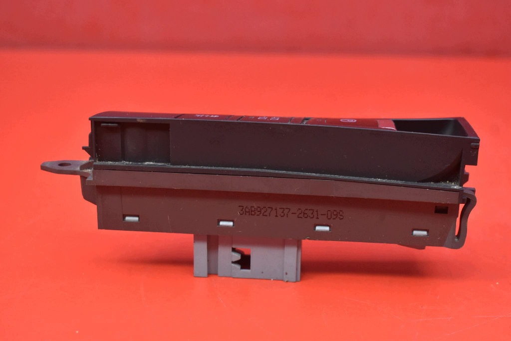 PANEL switch brake electric ESP OFF AUTO HOLD 3AB927137 VW PASSAT B7