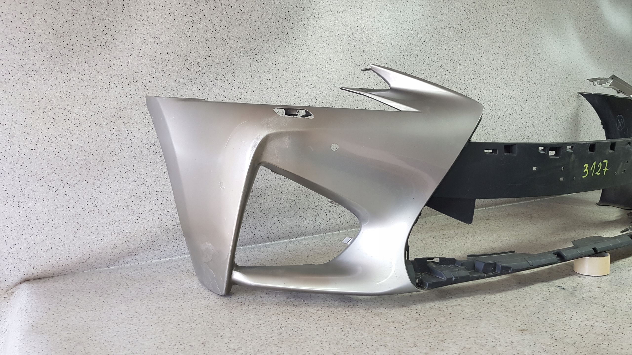LEXUS GSF GS F 2015 - bumper front 3127