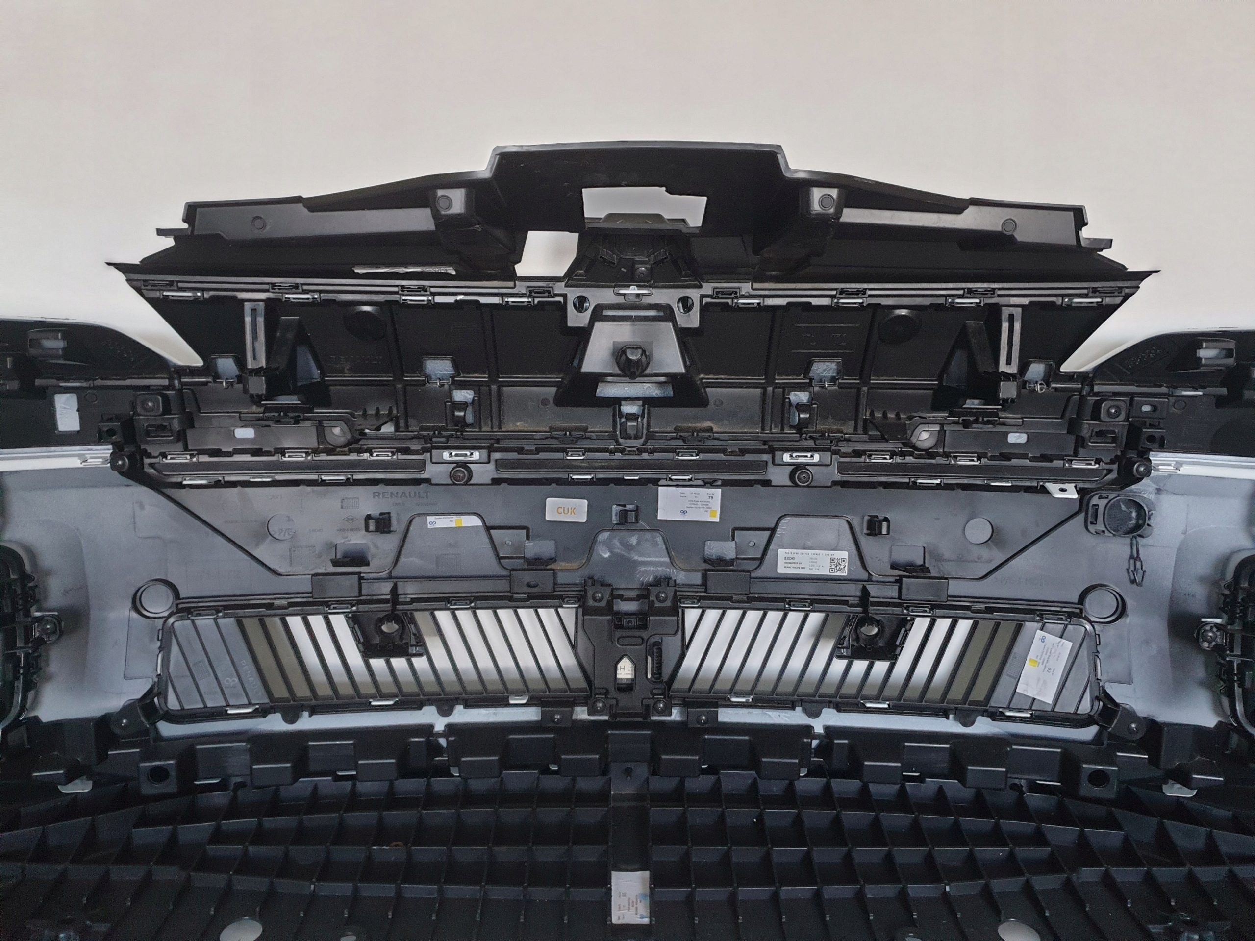 RENAULT 5 V E-TECH 24- Stoßstange vorne vorne PDC RADAR LED abdeckung
