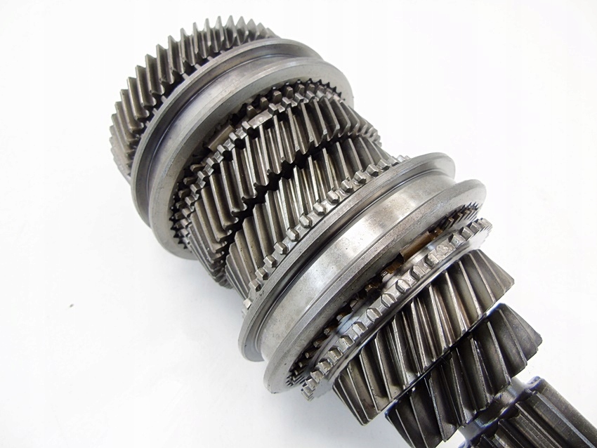 WAŁEK SKRZYNI 20R103 1.2 308 CORSA F 208 II C4 Rodzaj skrzyni Manualna