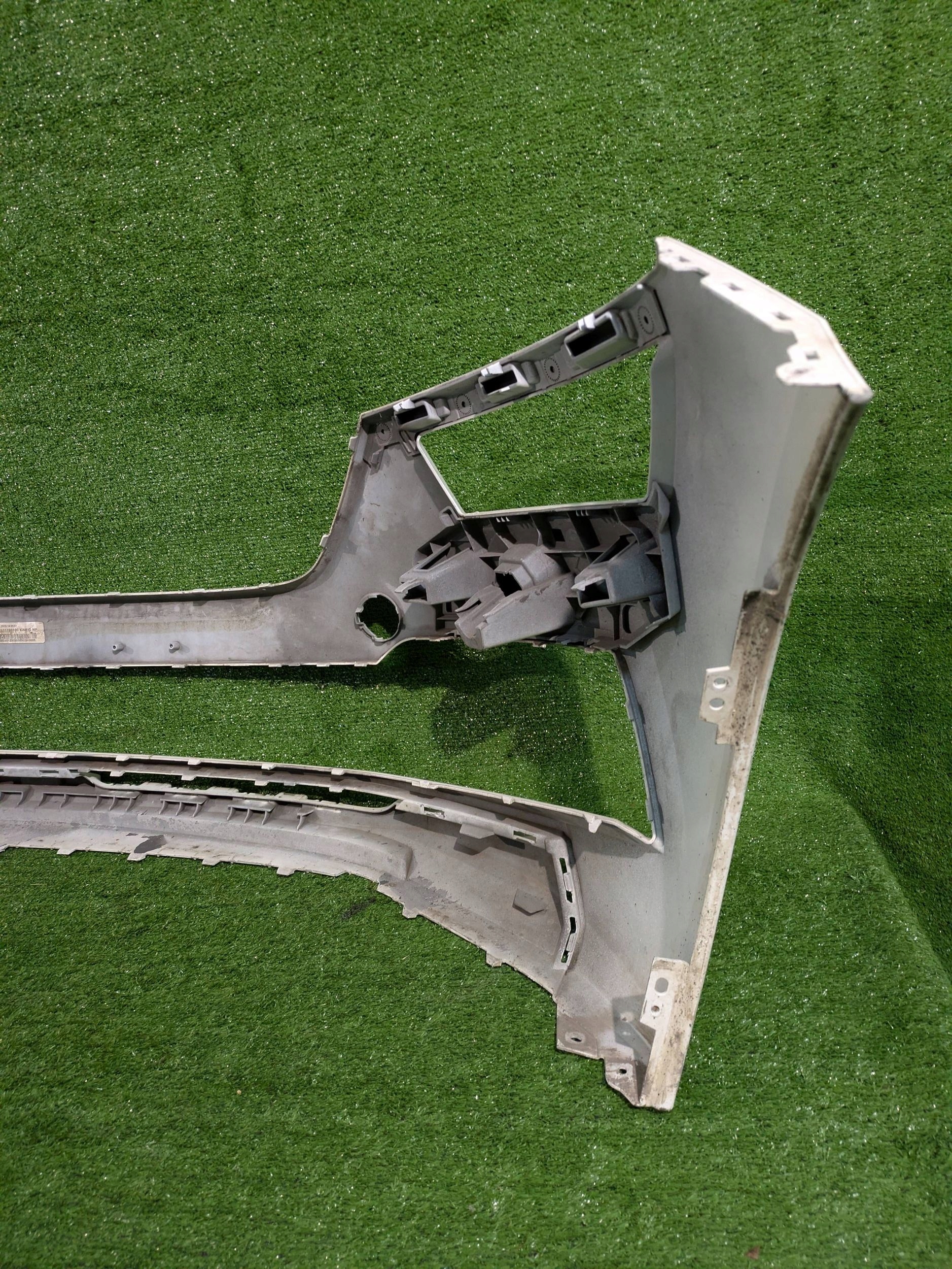 front bumper front SKODA KAMIQ NR.7693