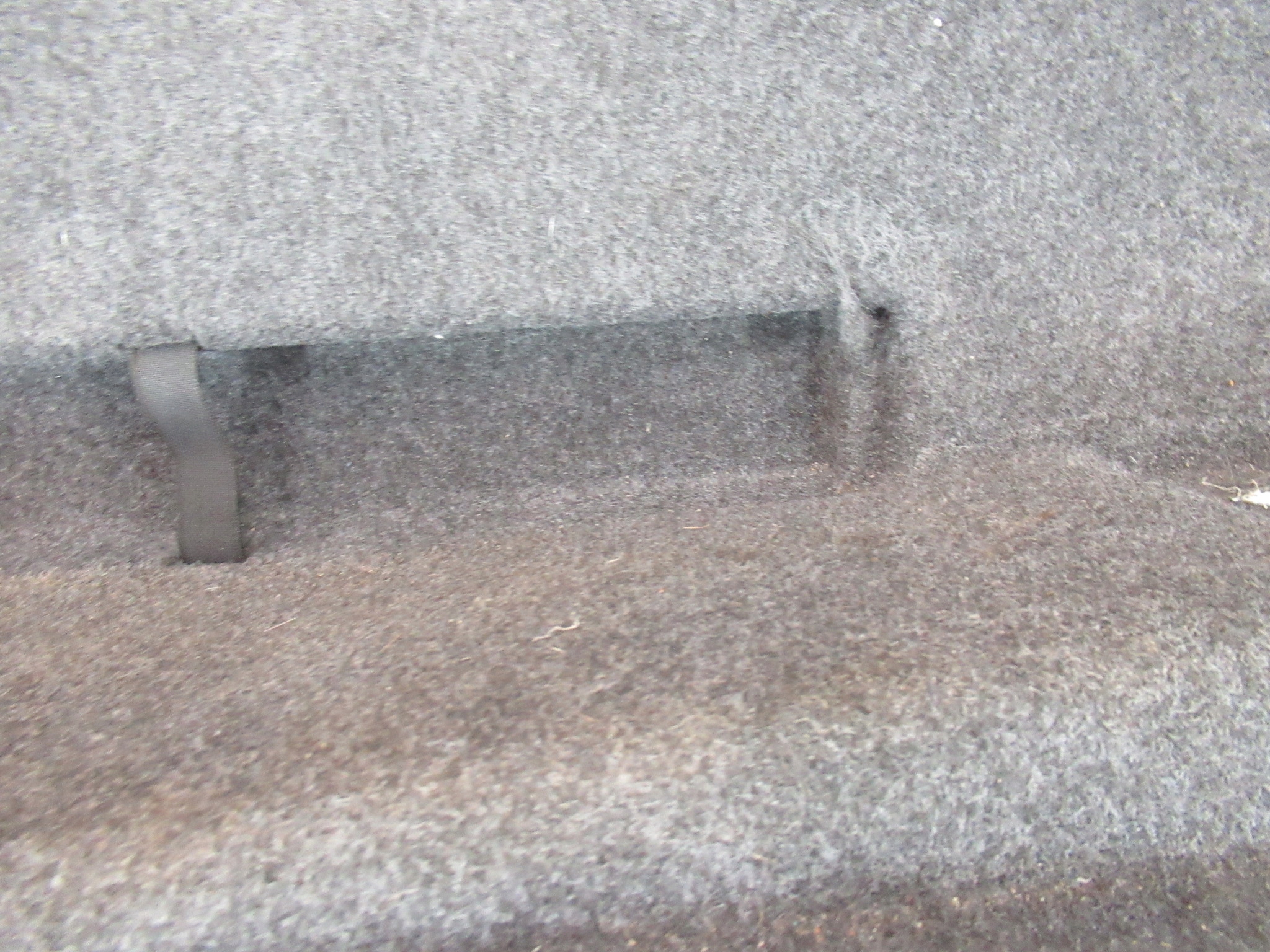 side upholstery boot left BMW e63