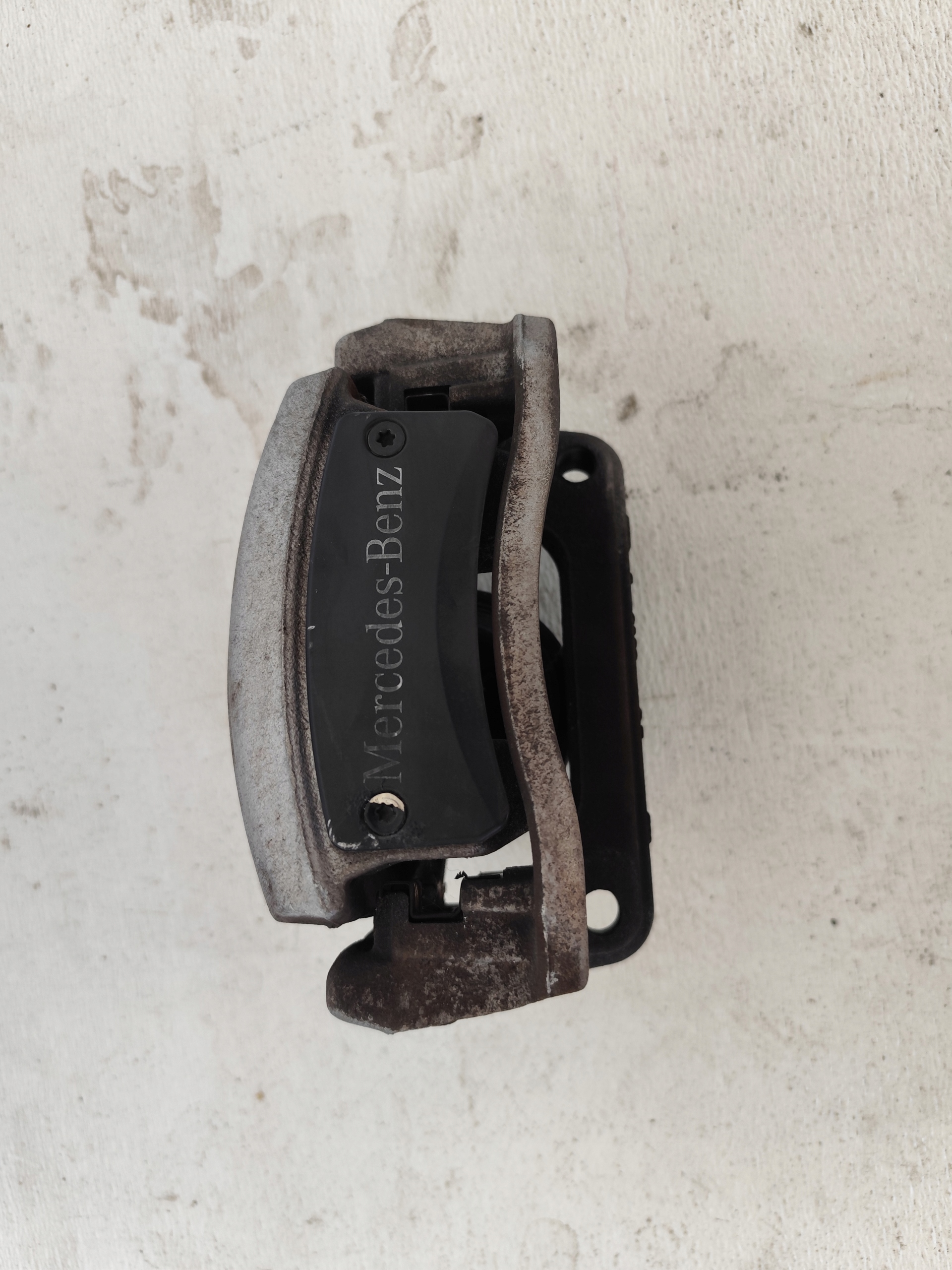 MERCEDES A KLASA W177 HB 2019 2.0D caliper brake left front 305MM