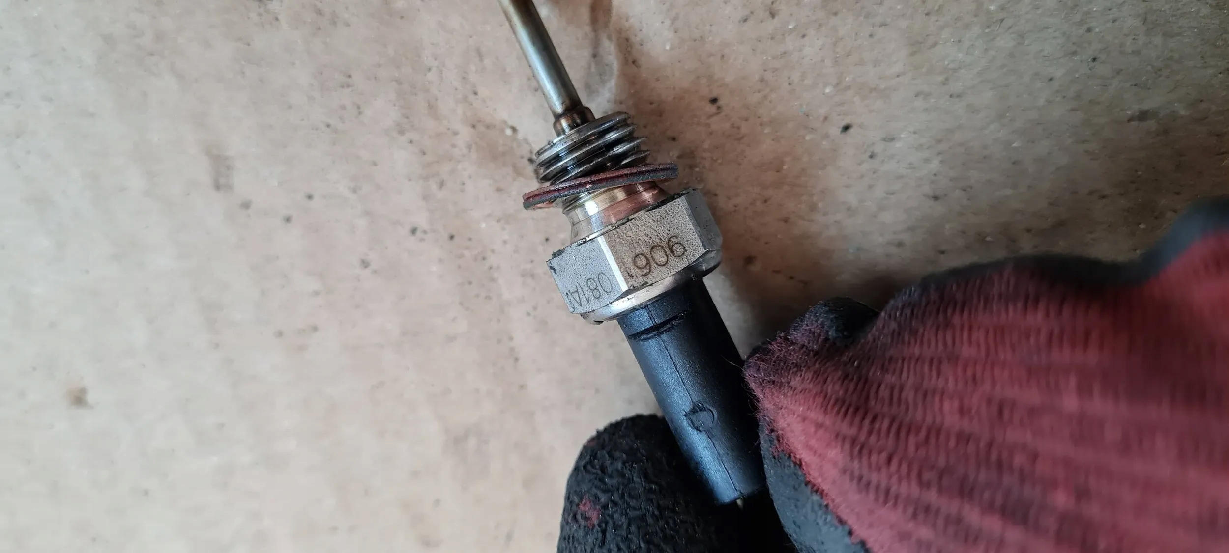 A4 B9 8W SENSOR TEMPERATURY 2.0 TDI 03N906081A A5 8W Q5 VW AUDI