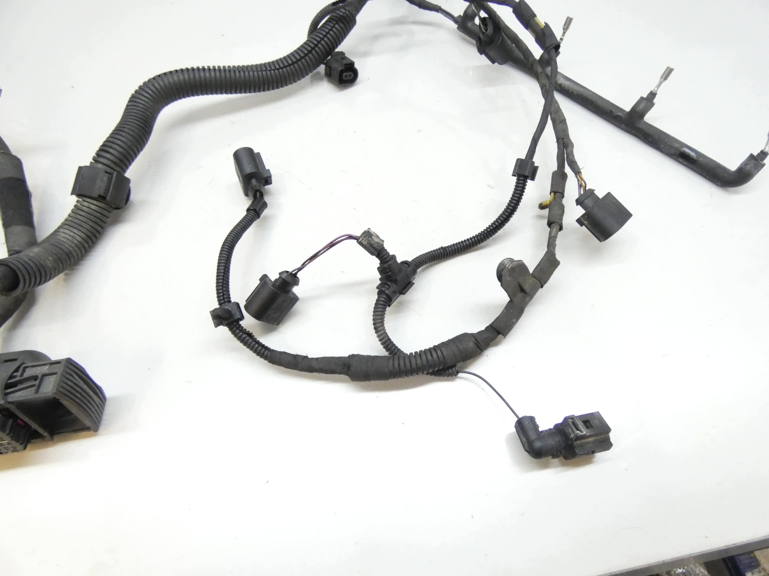 cablaggio cablaggio motore usato VW PASSAT B6 2.0 TDI BMP 05-10