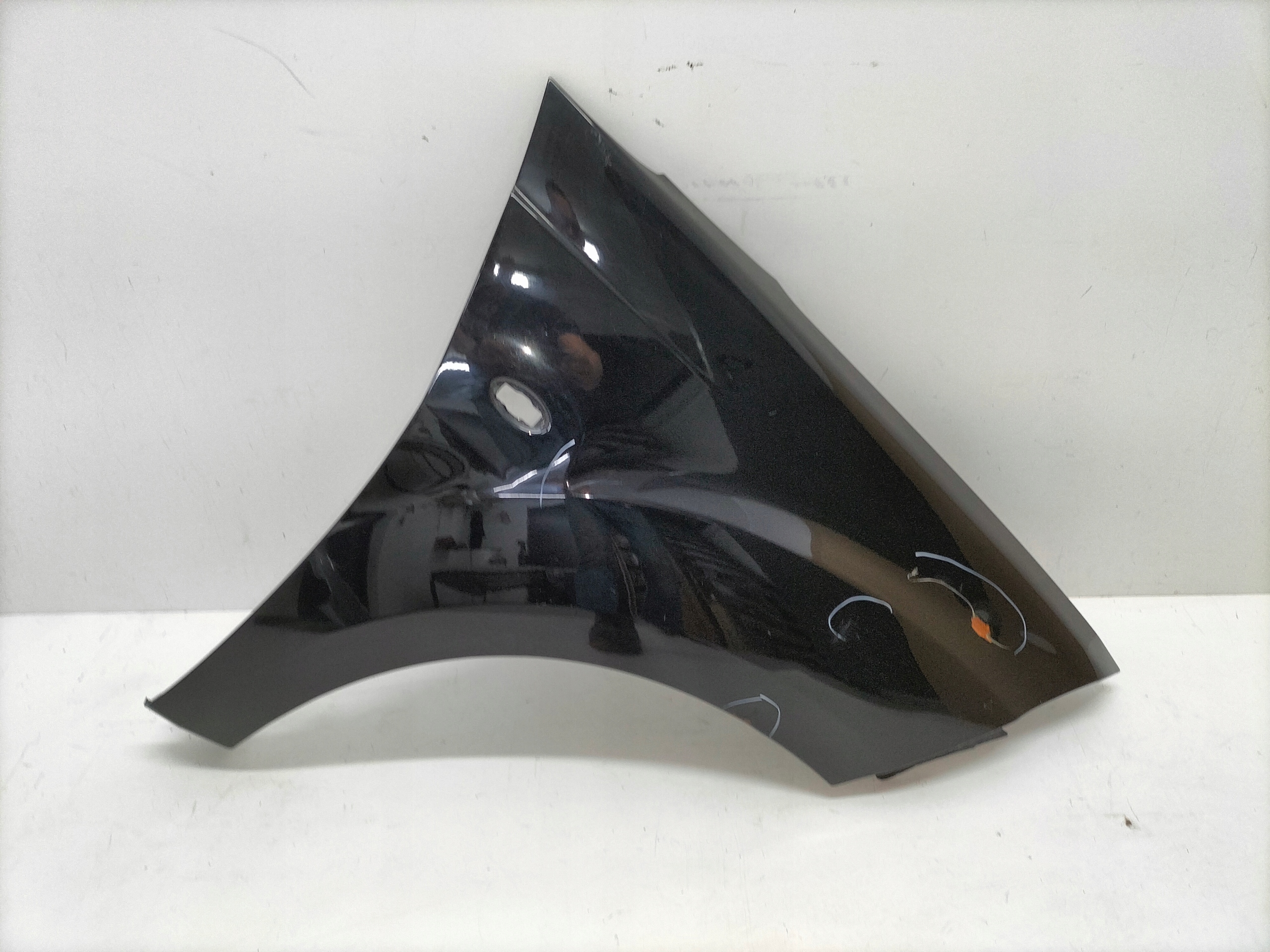 fender front front right PEUGEOT 4007 07- CITROEN C-CROSSER 07