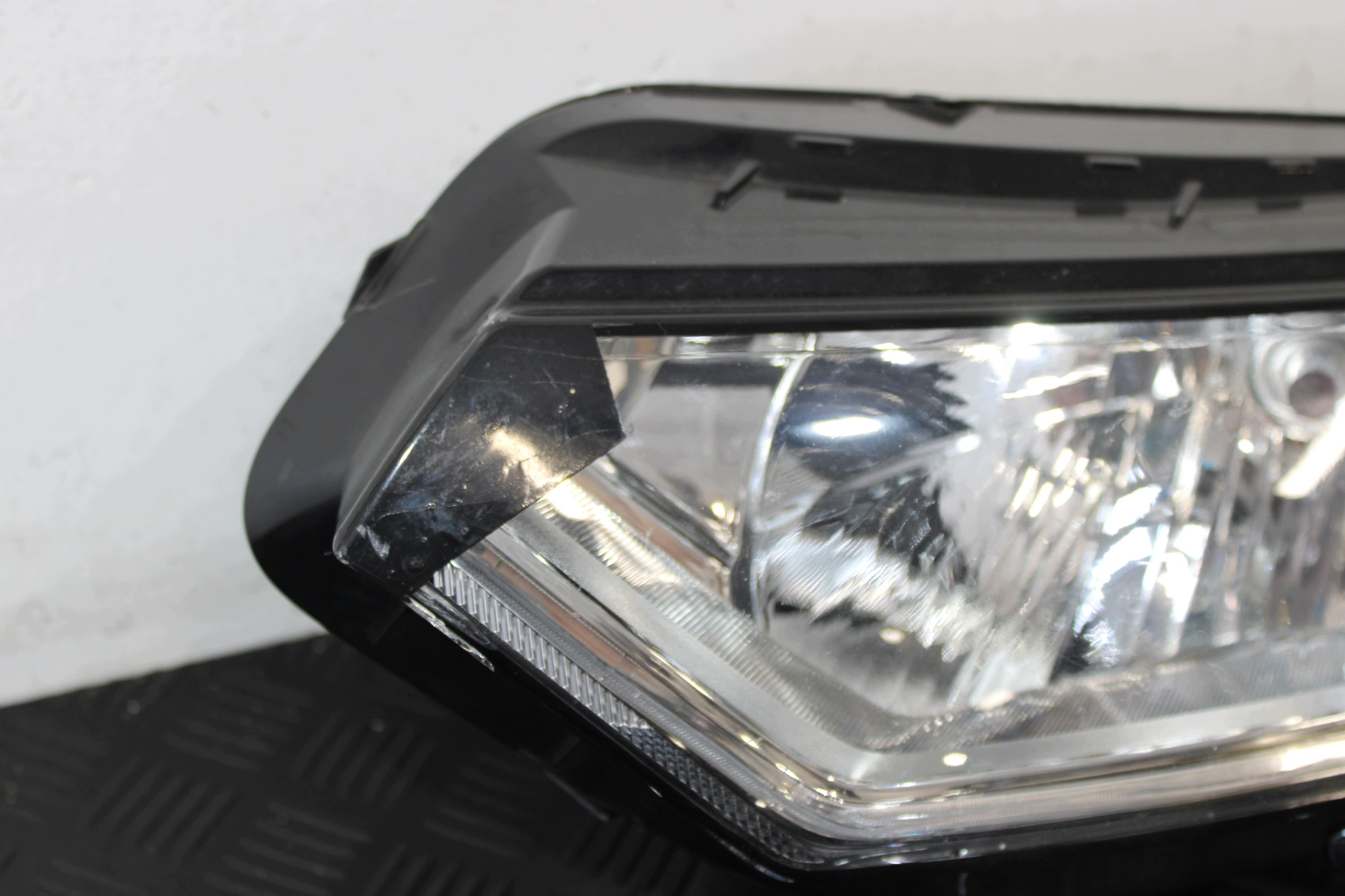 light left front CN1513W030BG FORD ECOSPORT II MK2 FL