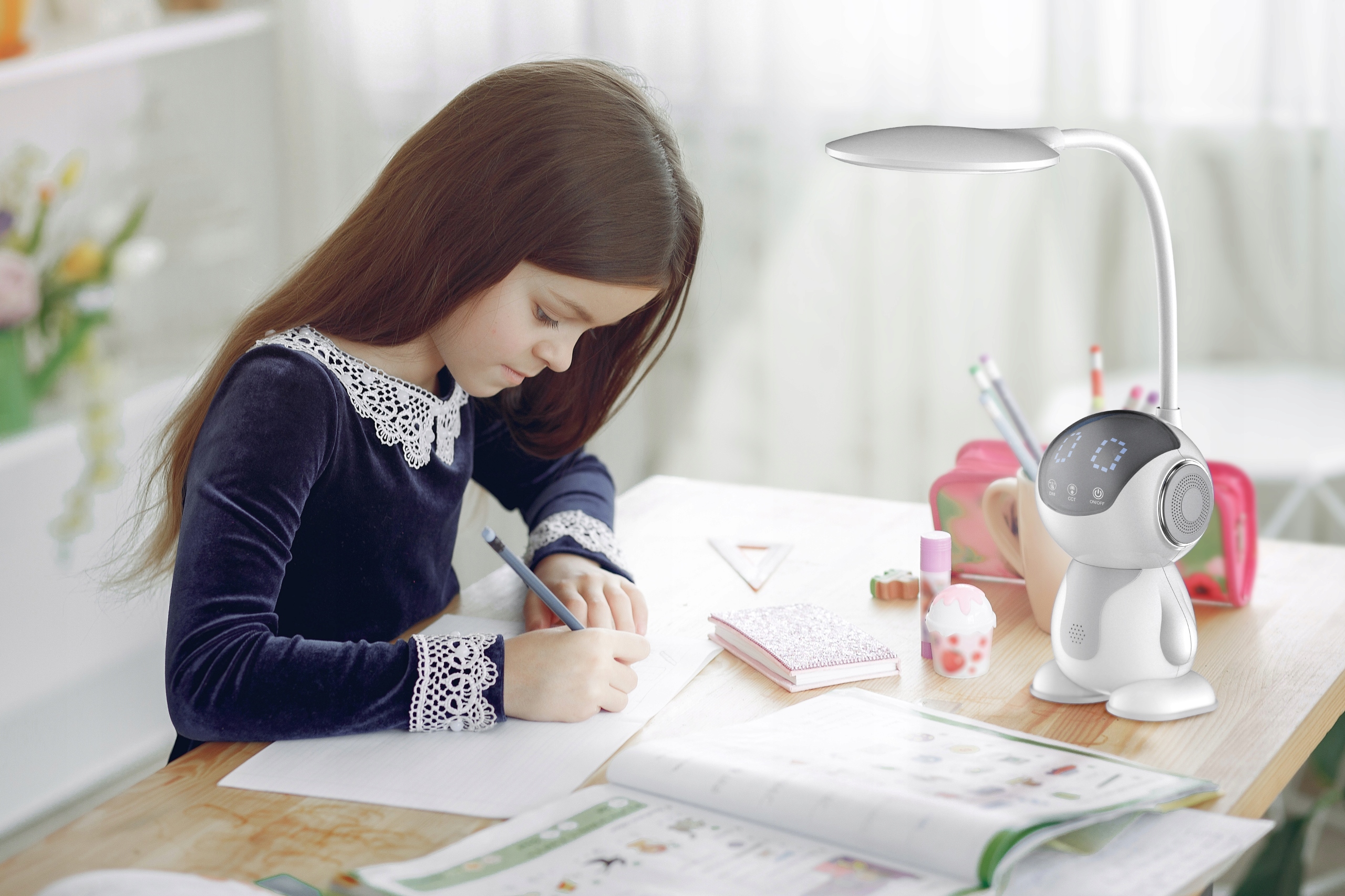 Maxcom Lampa biurkowa LED ML 4900 Astral 7 W 500lm Maksymalna moc pojedynczego źródła światła 1 W