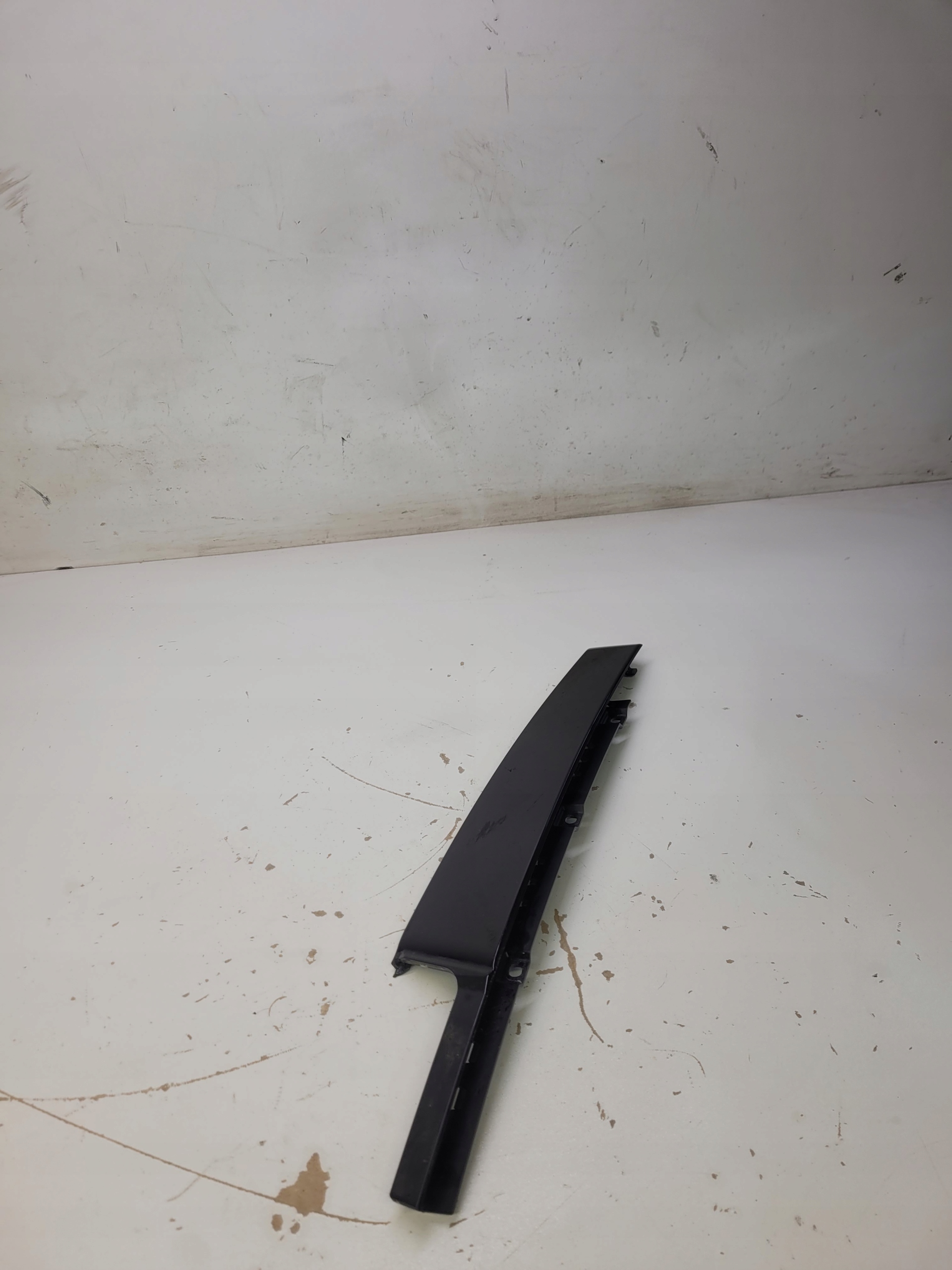cap cover SLUPKA PP AUDI A1 8X4837902C 5-D
