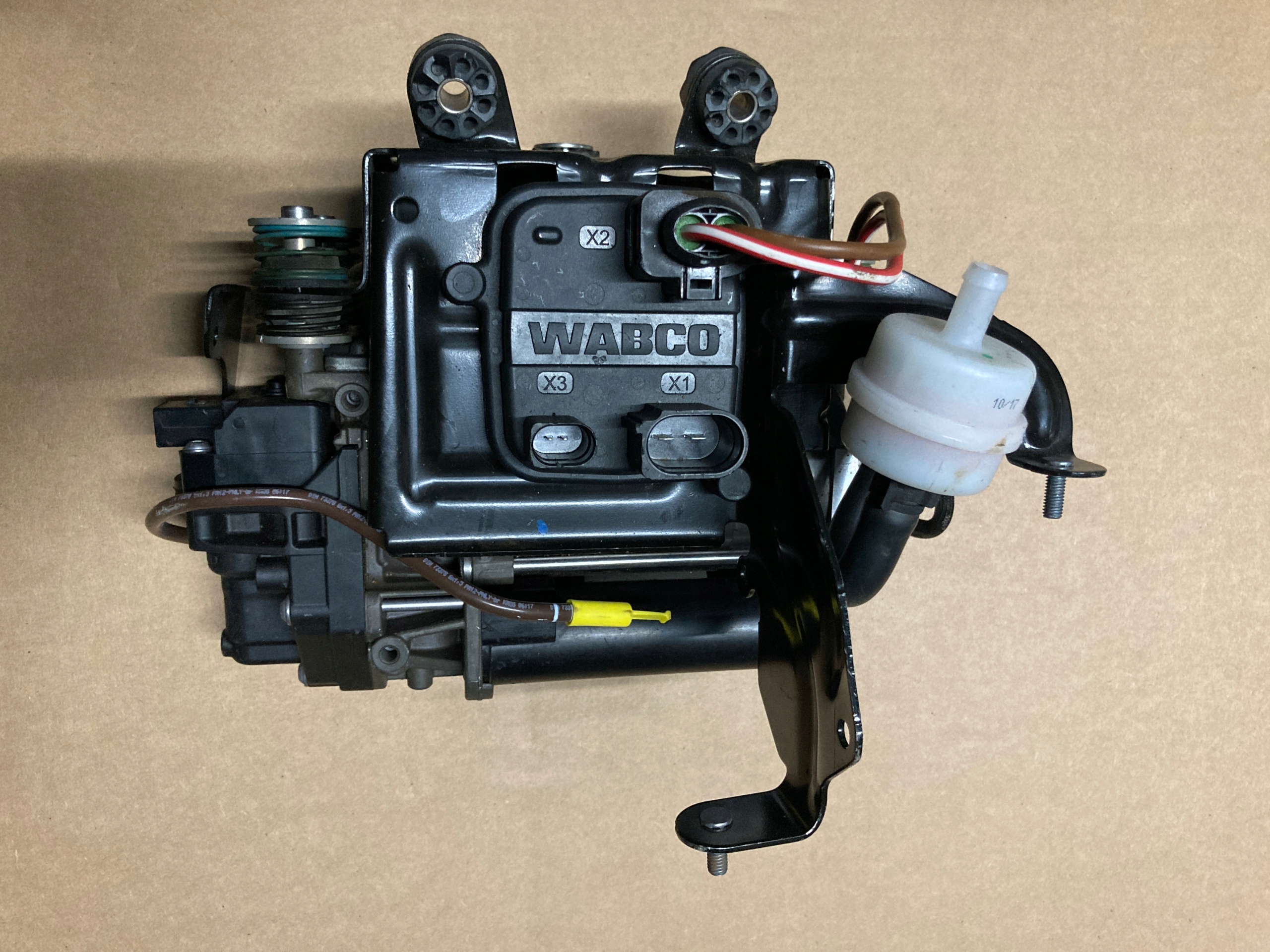 Audi OE 4M0616005G компрессор подвески