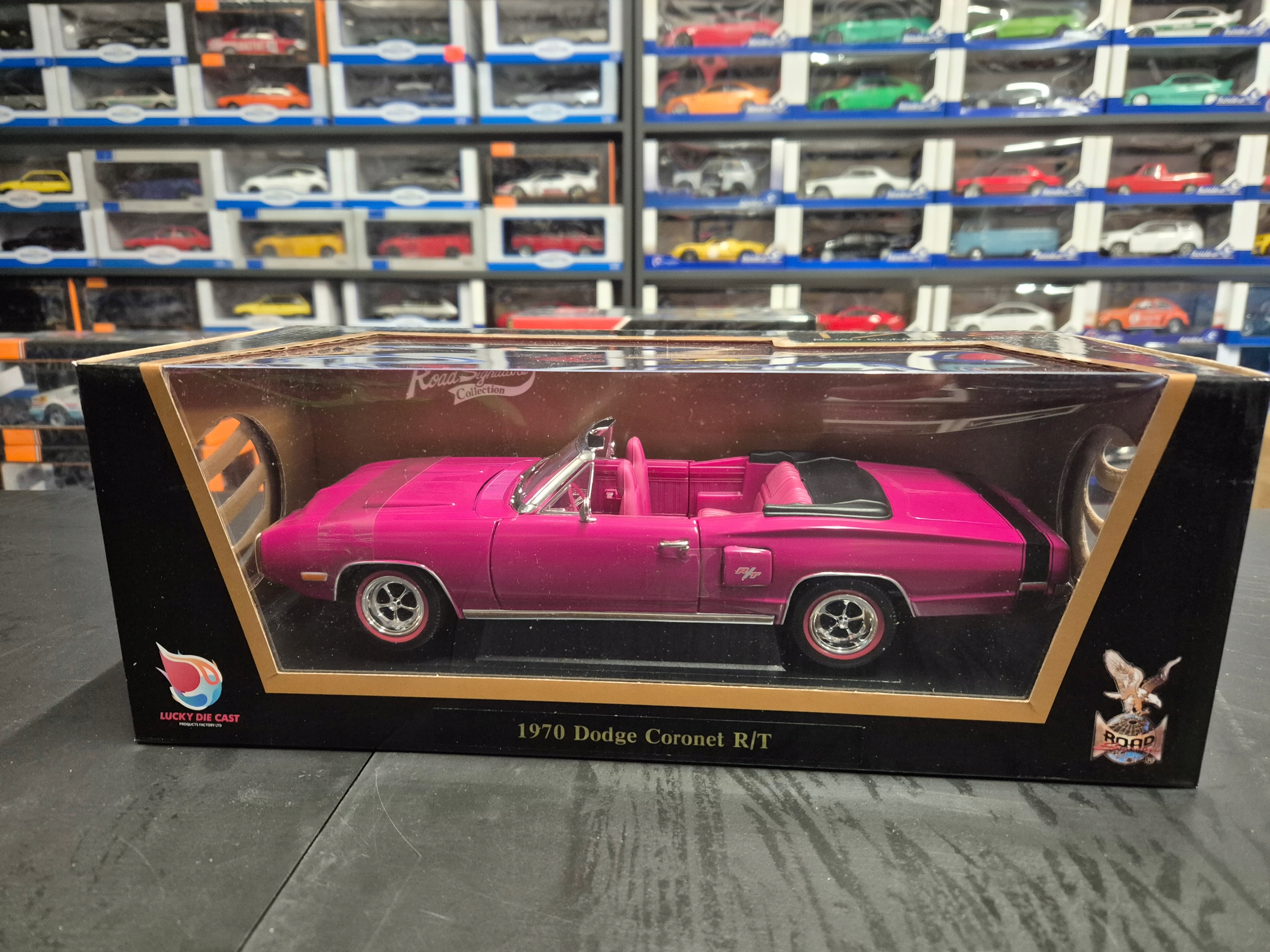 DODGE CORONET R/T 1/18 ROAD SIGNATURE LDC 92548
