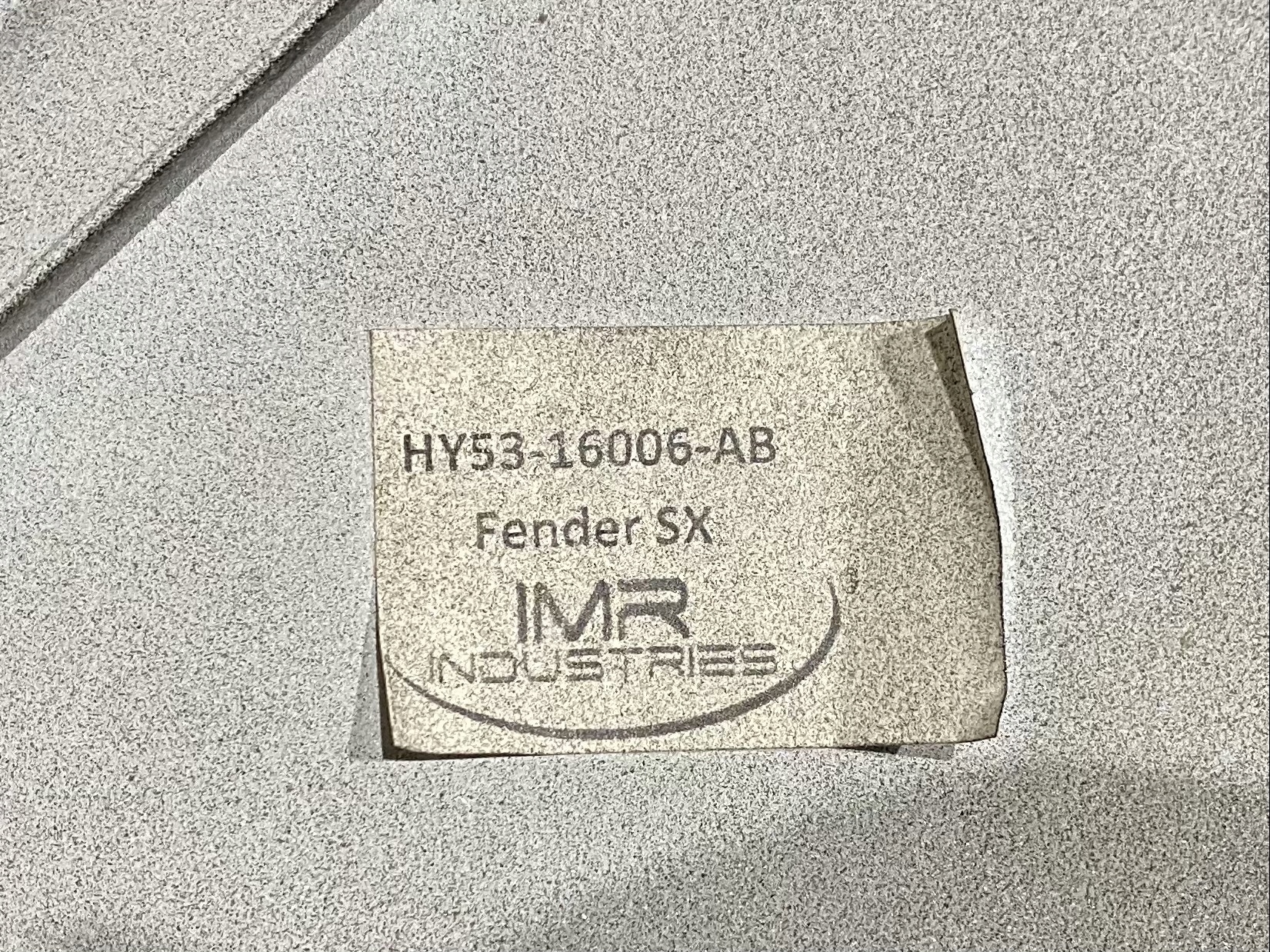 ASTON MARTIN levá kryt blatníku HY53-16006-AB