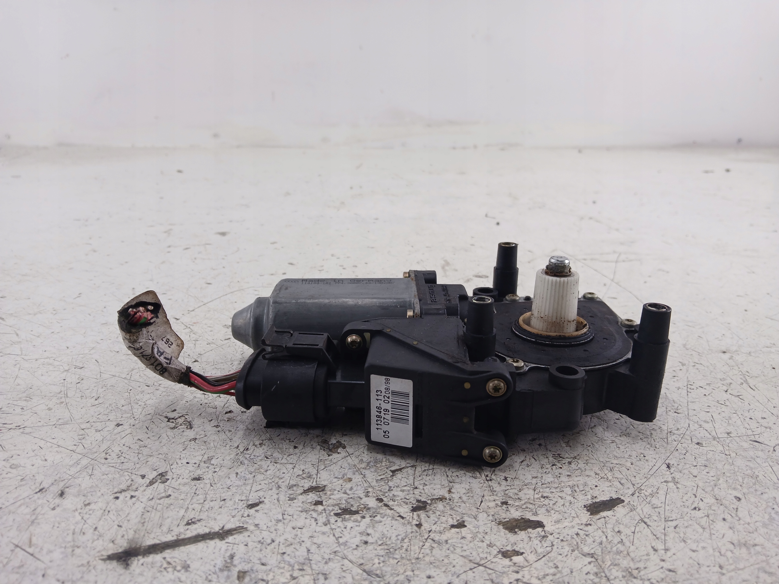 AUDI A4 B5 mini motor windows right front 114184-101