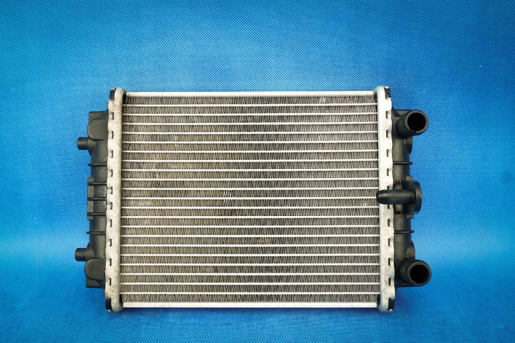 supplementary water cooler Audi A7 S8 SQ5 8K0121212B