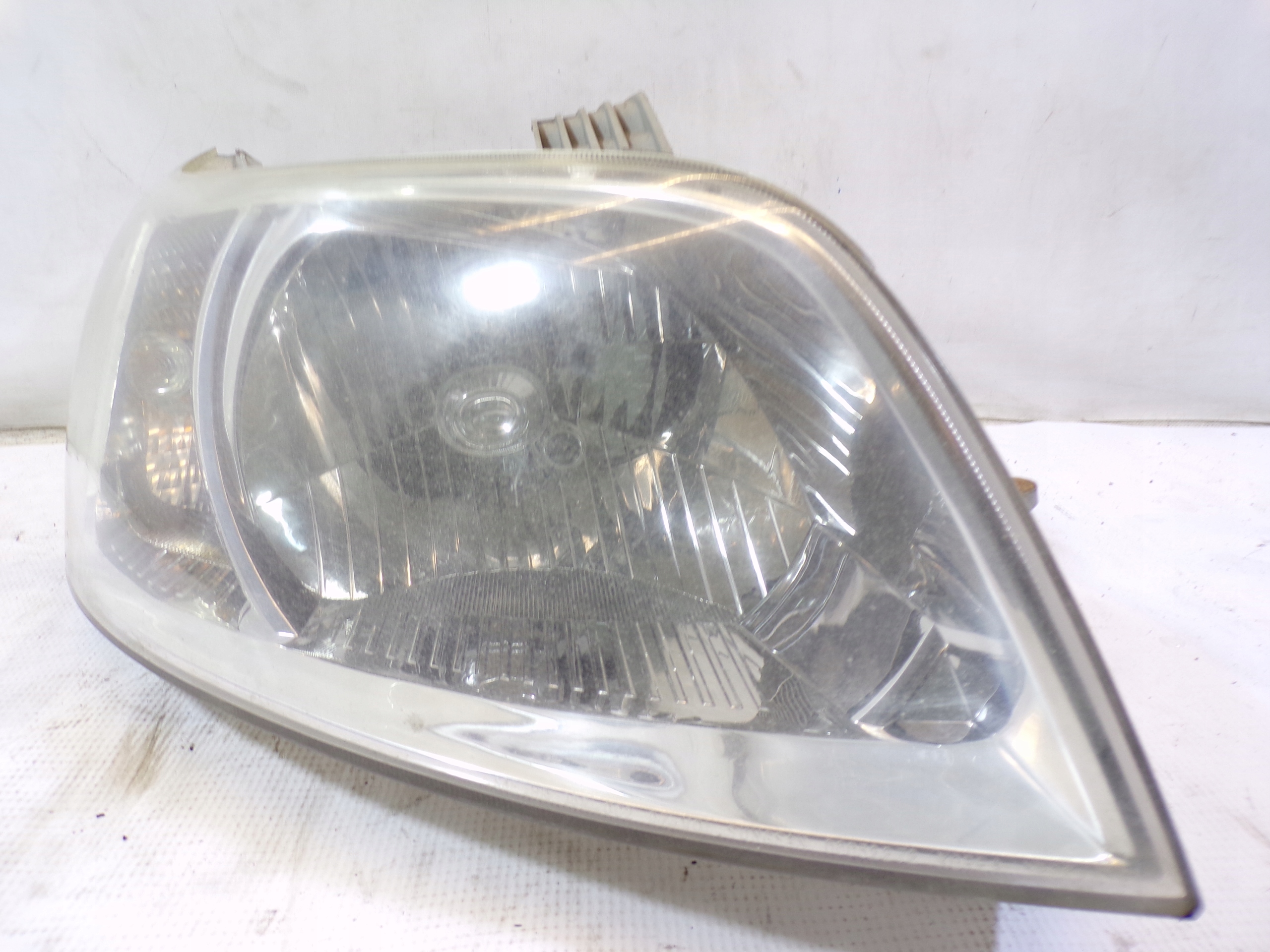 light right front OPEL CHEVROLET AVEO T250 HB