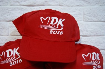 Czapka z daszkiem nadruk nadrukiem firmowa