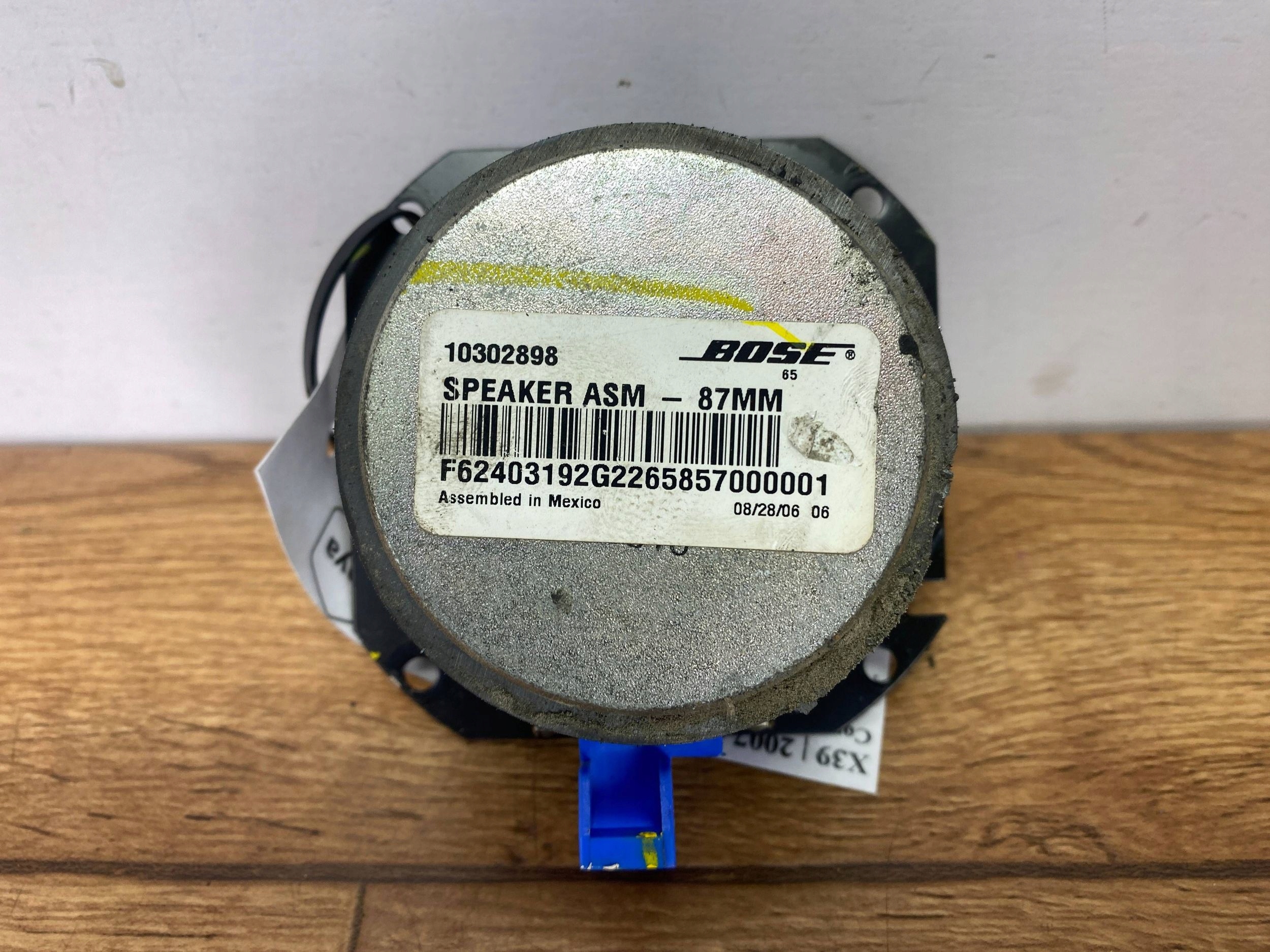 speaker centralny Chevrolet Corvette C6 2005+