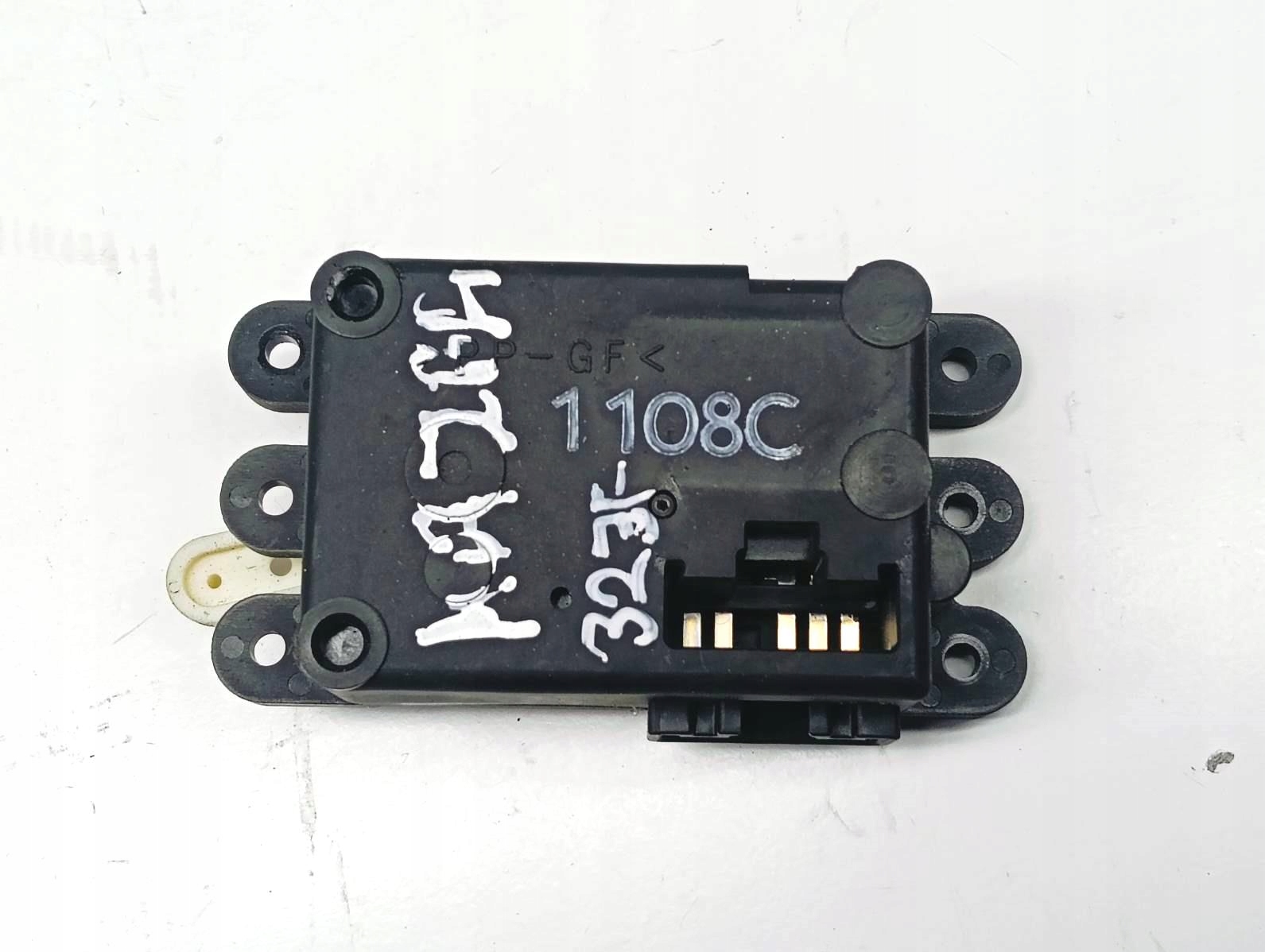 regulator Nadmuchu MAZDA 323F