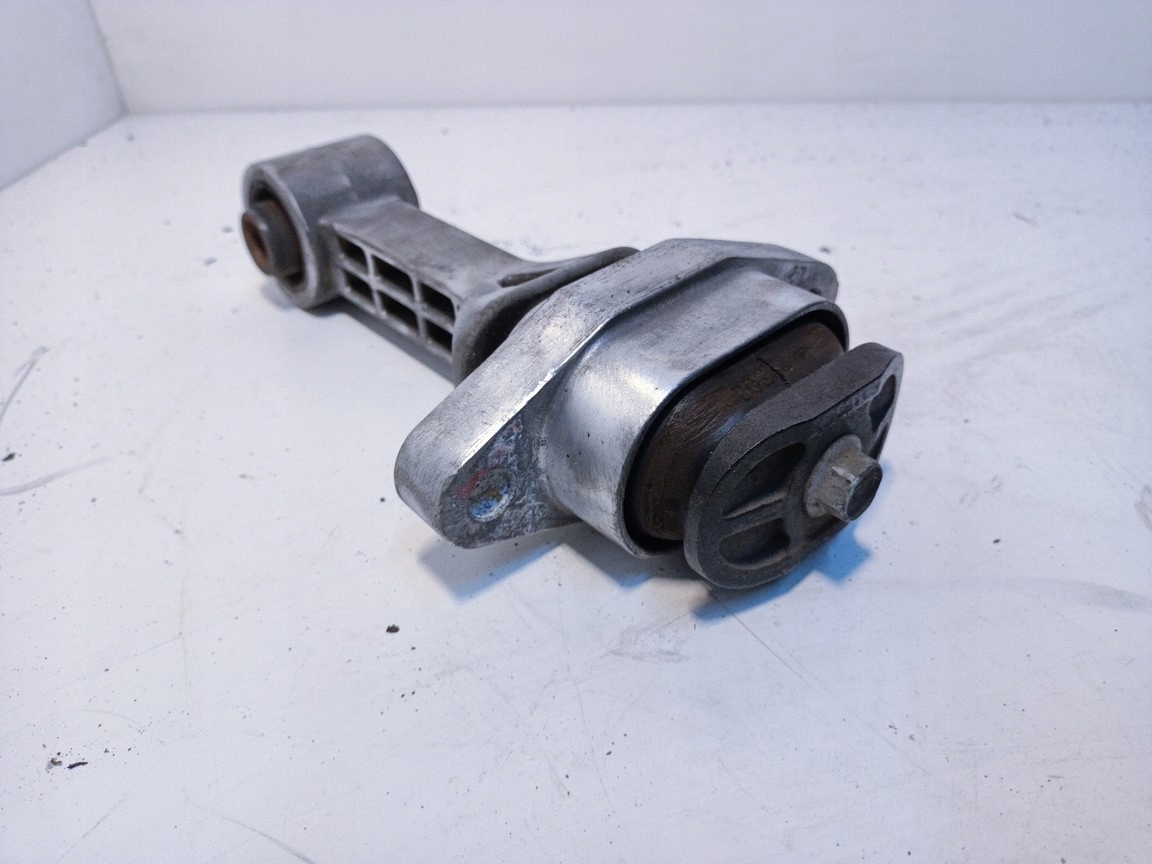 KIA CEED II I30 II holder engine mount 1,6CRDI