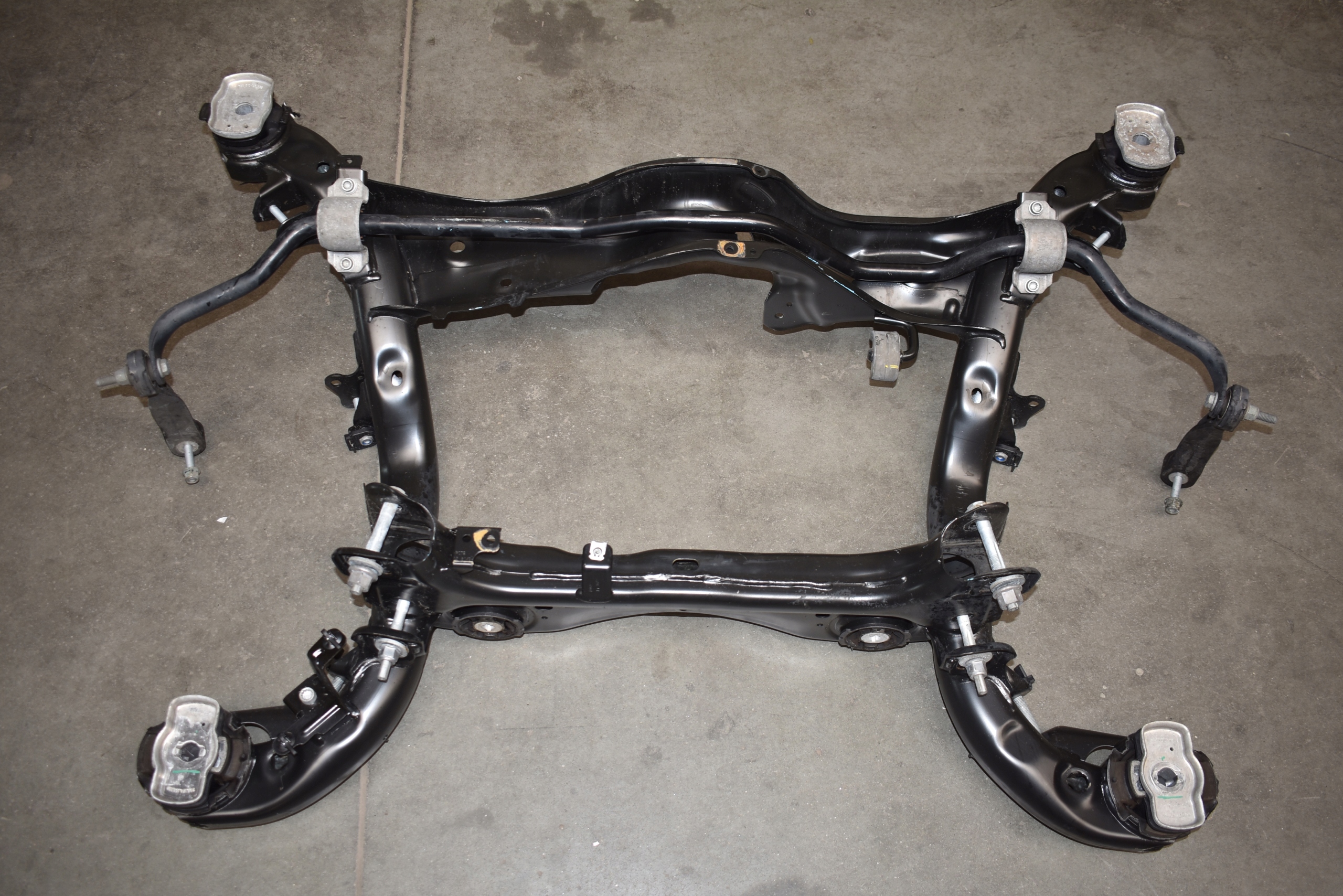 perfect condition subframe AUDI A5 B10 1