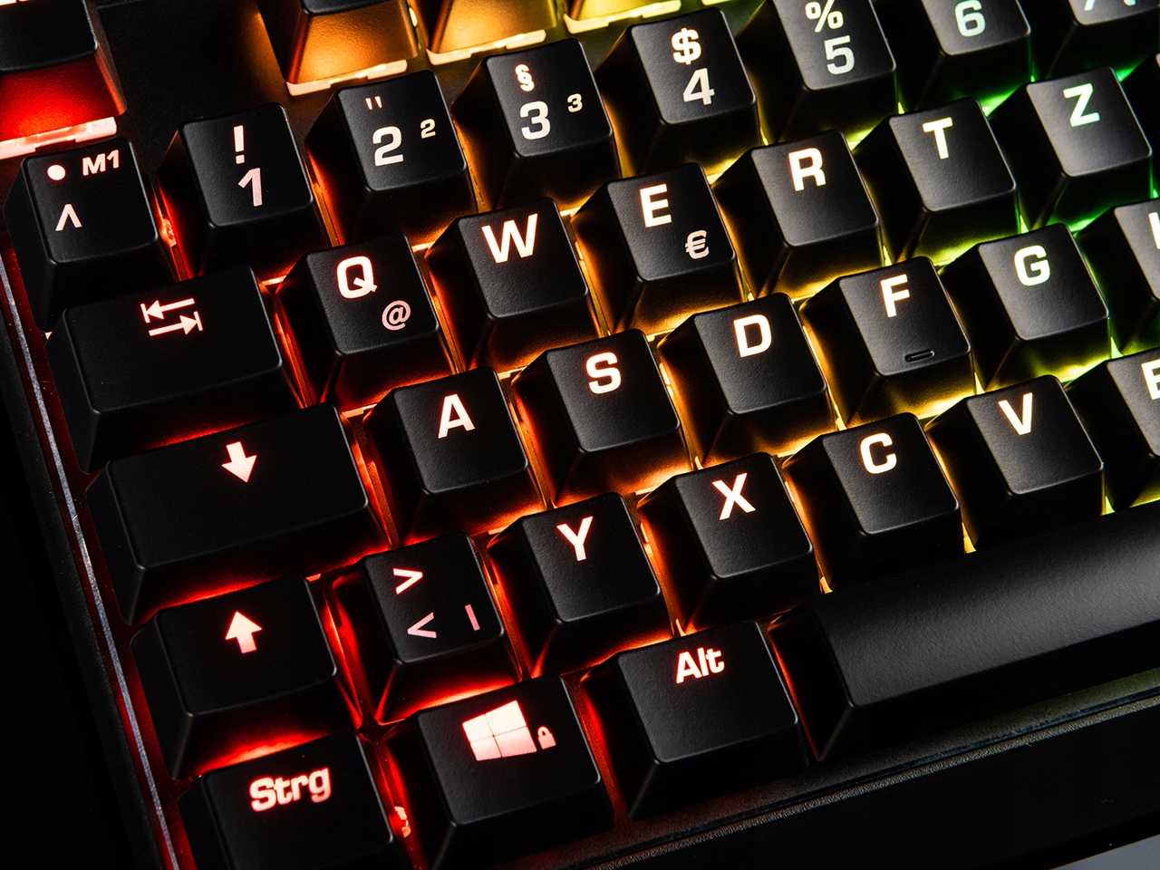 KLAWIATURA MECHANICZNA MODECOM VOLCANO RGB + PODSTAWKA NA TELEFON GRATIS Układ klawiatury DE (qwertz)