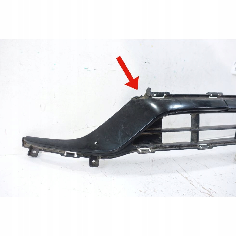 grid grille central lower of a bumper front KIA VENGA LIFT 2014-2019